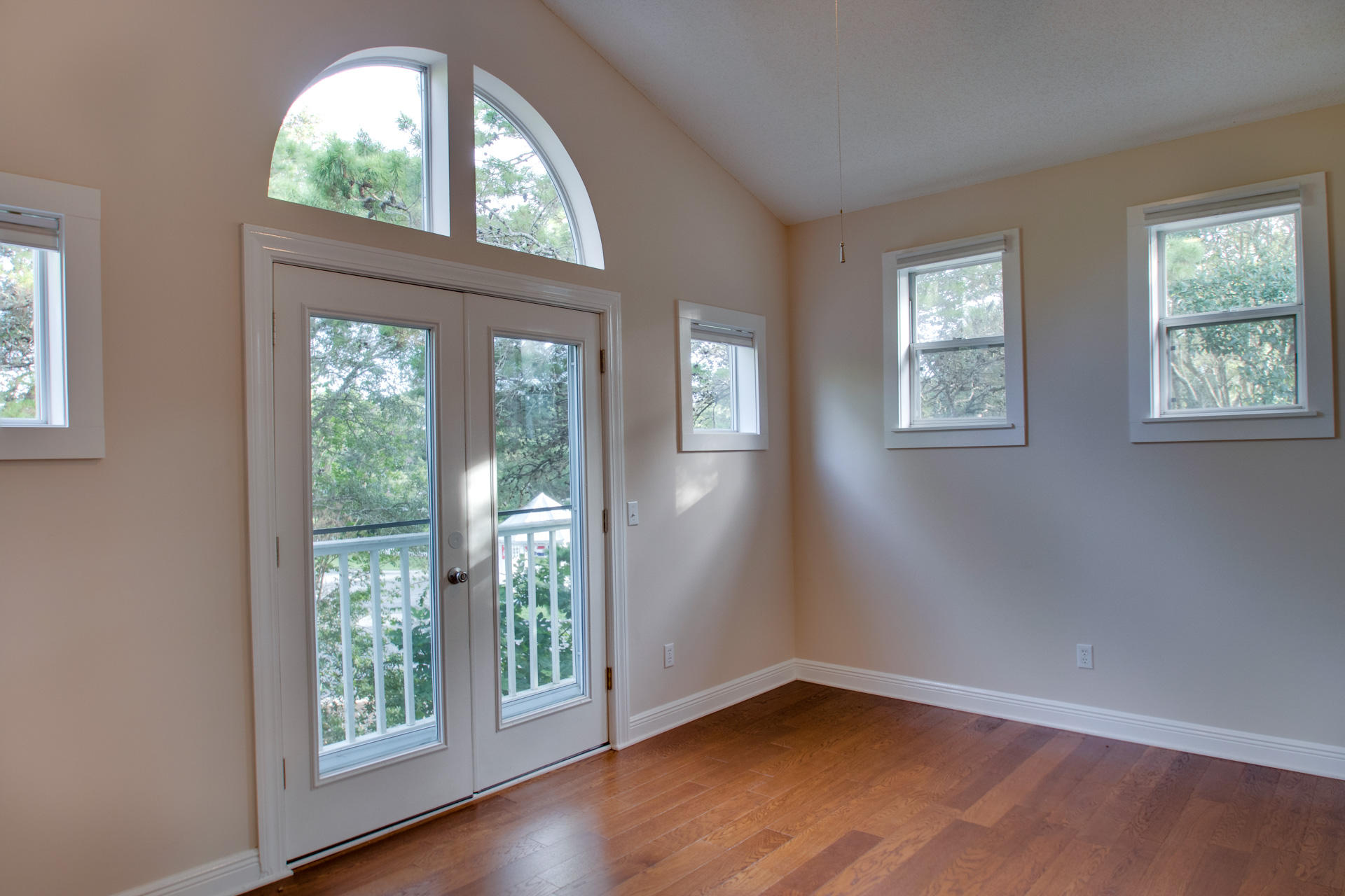 SEABREEZE - Residential