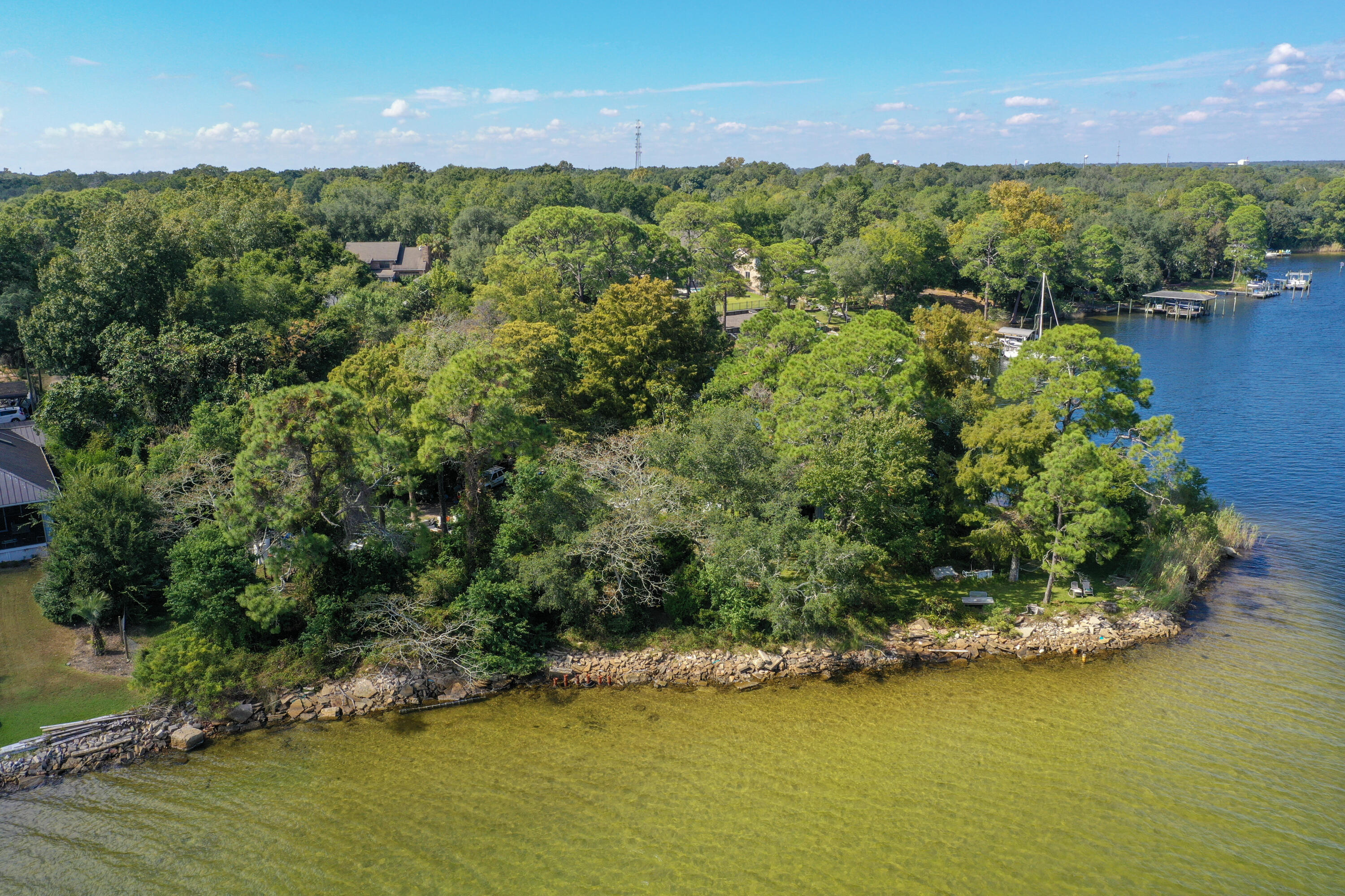 Village Oaks Pointe - Land