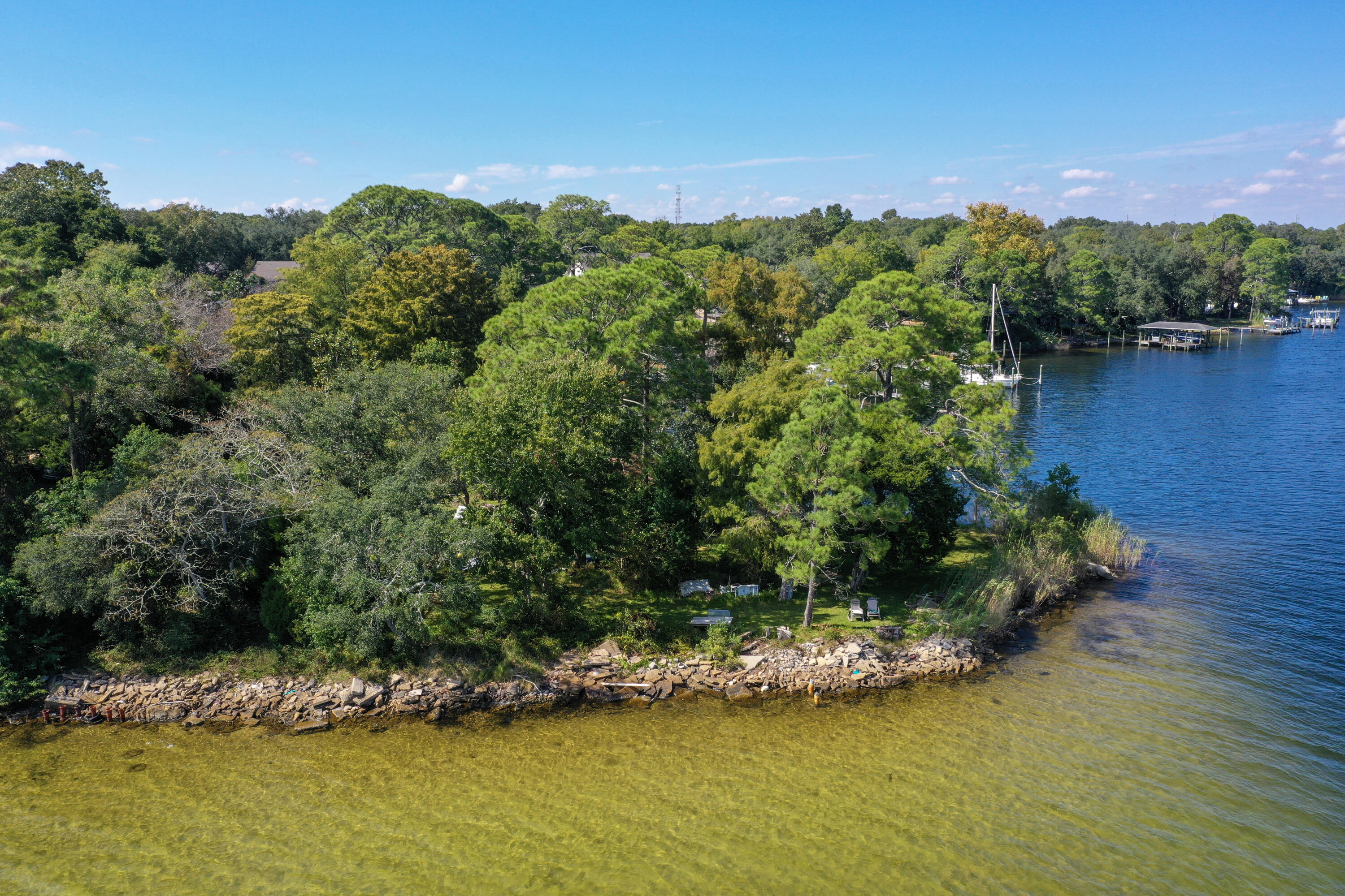 Village Oaks Pointe - Land