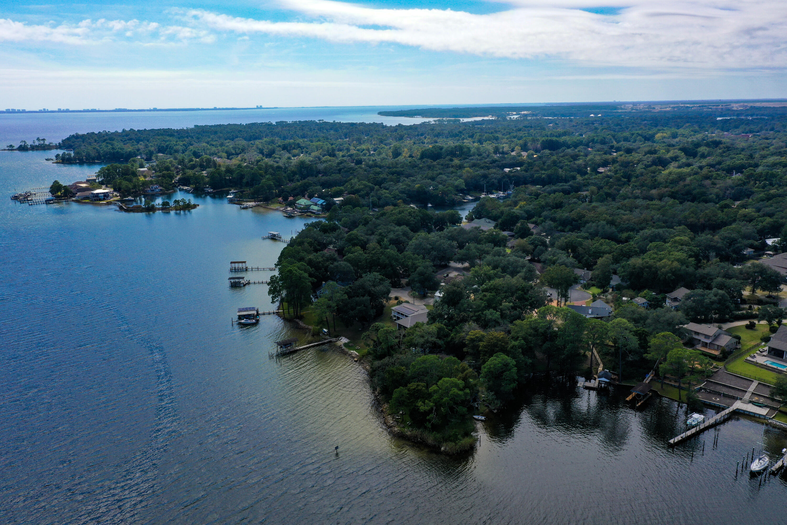 Village Oaks Pointe - Land