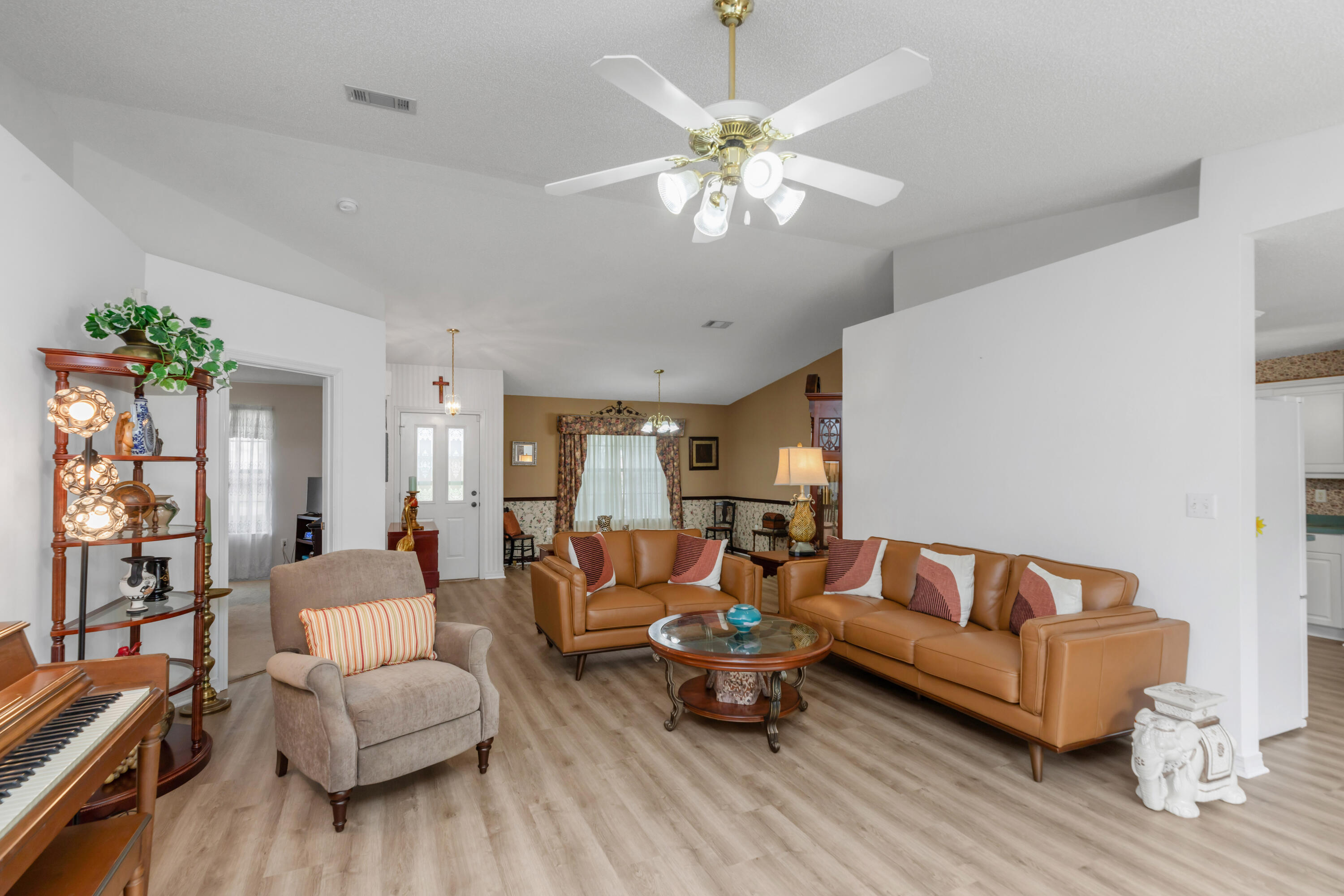 COUNTRYVIEW ESTATES 4TH ADDN - Residential