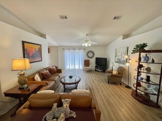 COUNTRYVIEW ESTATES 4TH ADDN - Residential