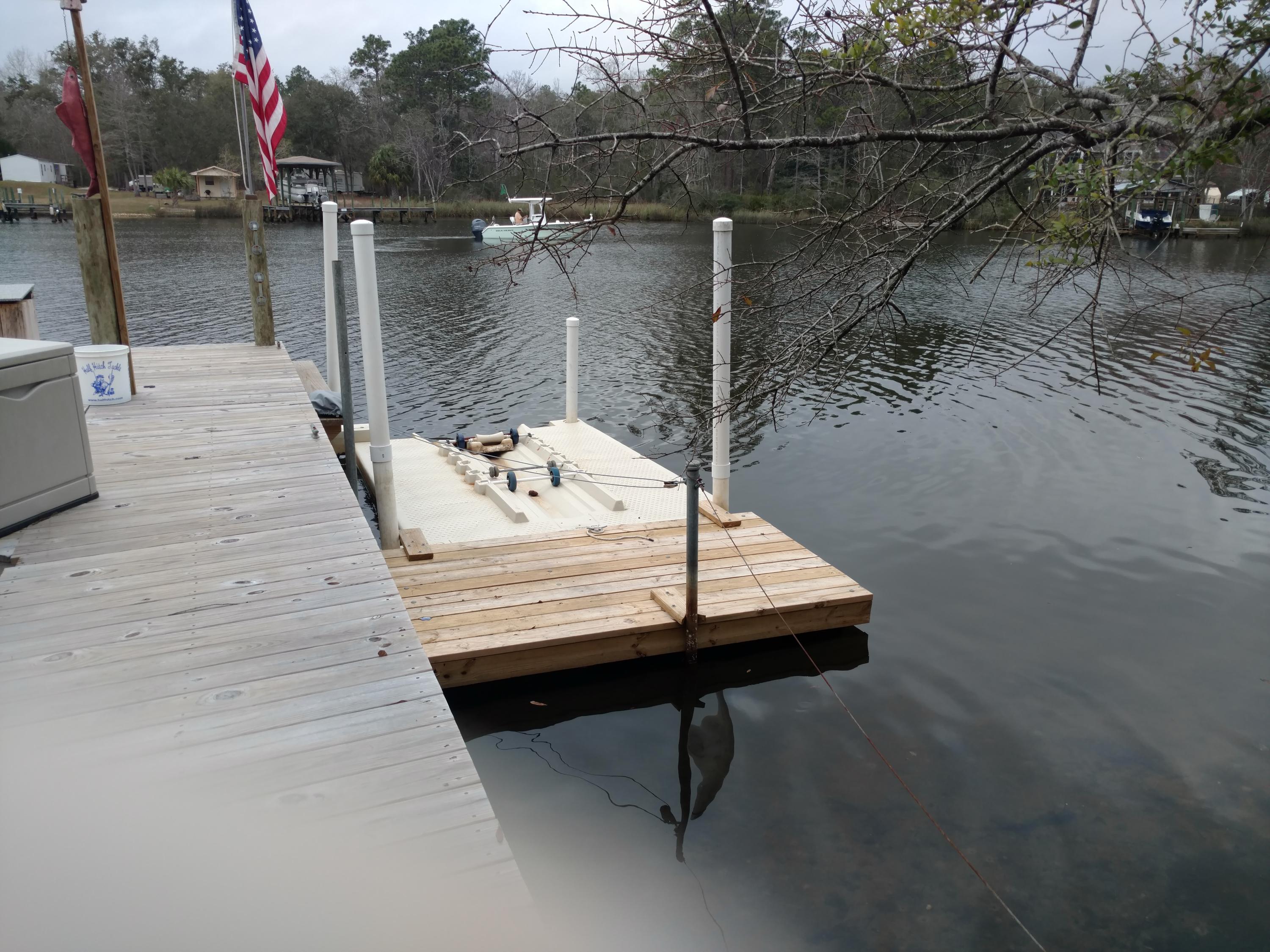 EMERALD SHORES - Land