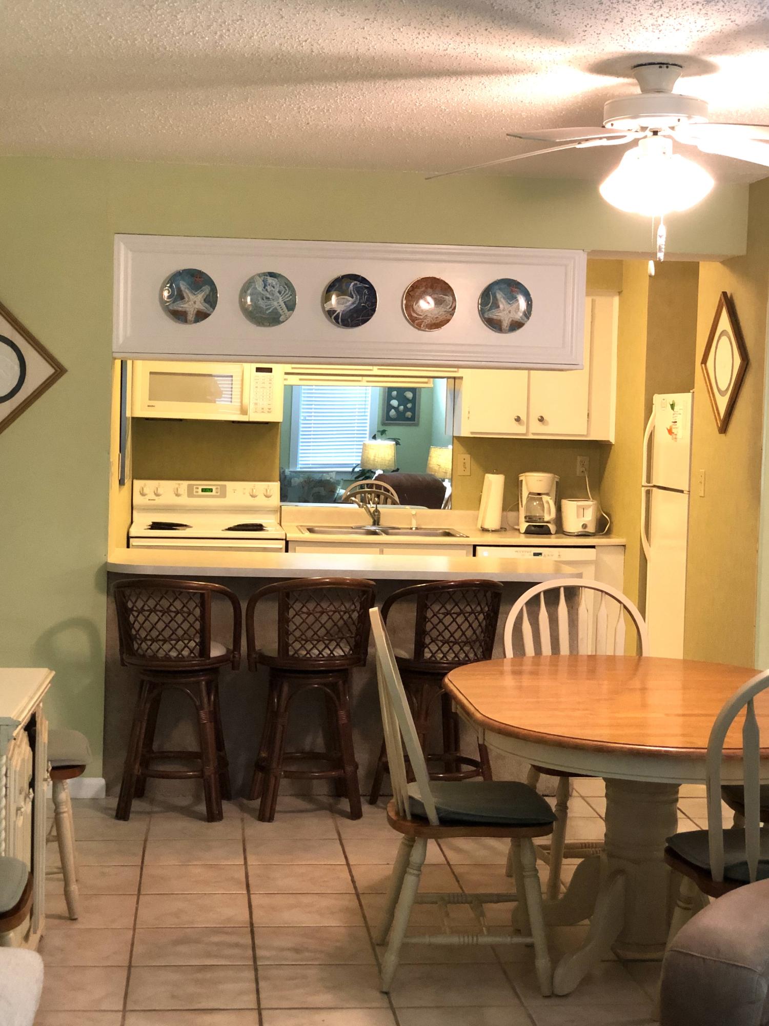 Jetty East Condominium - Residential