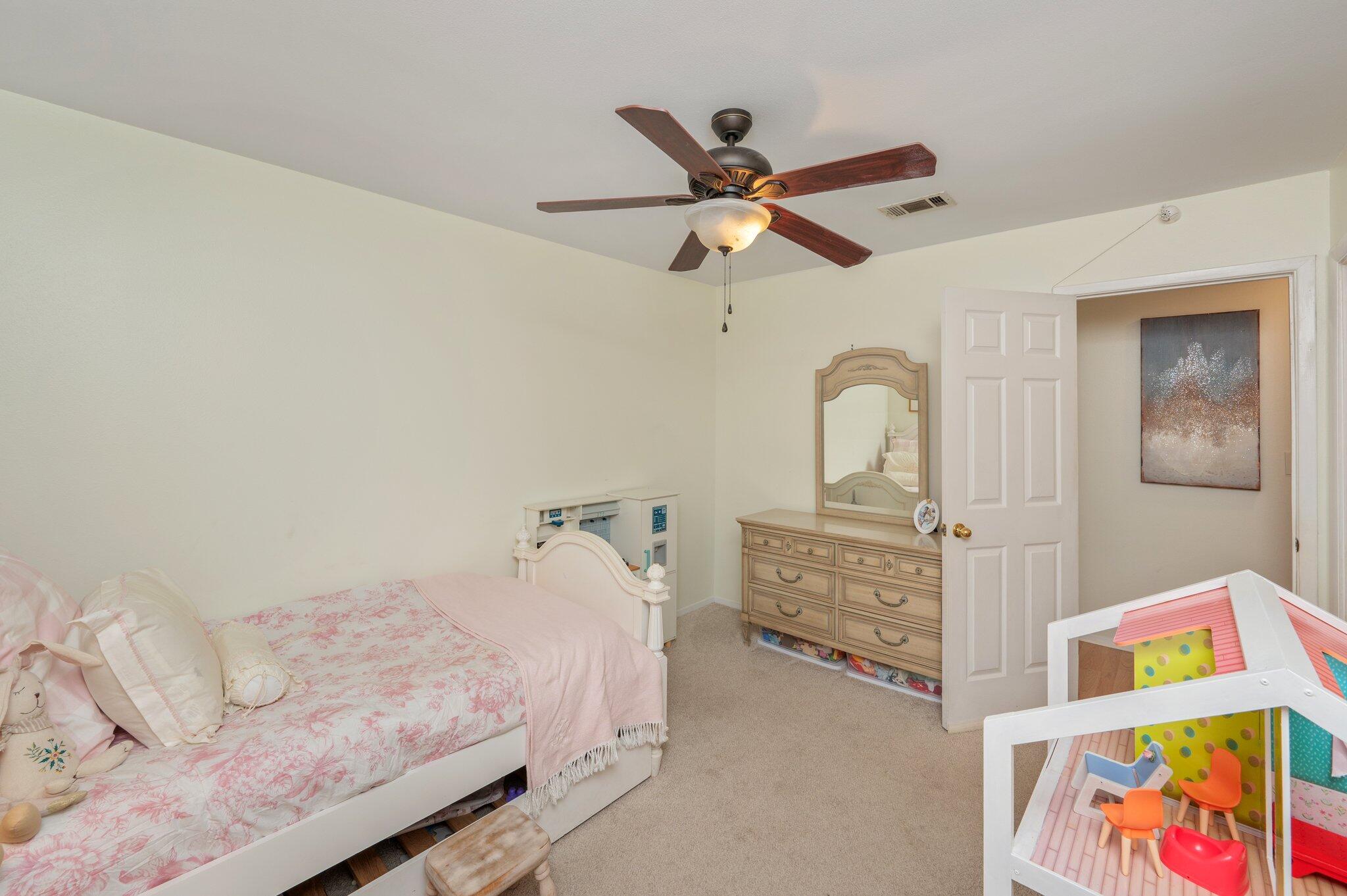 PARKWOOD LANE BLUEWATER BAY - Residential Lease