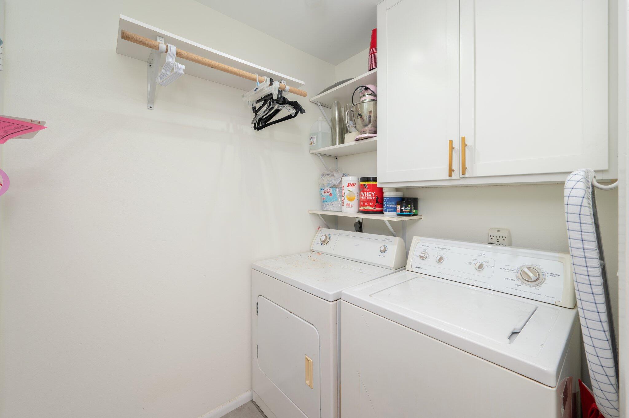 PARKWOOD LANE BLUEWATER BAY - Residential Lease