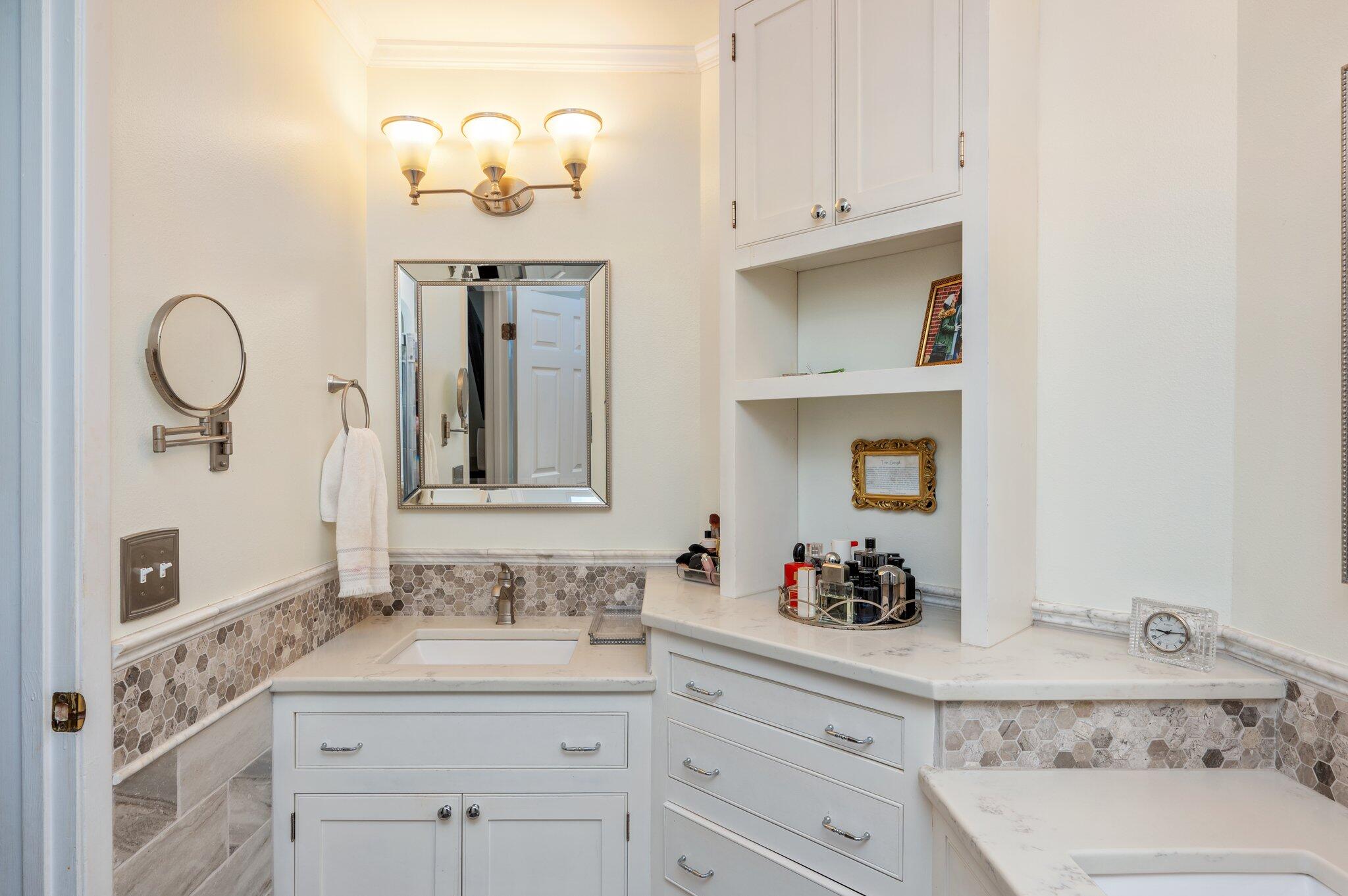 PARKWOOD LANE BLUEWATER BAY - Residential Lease