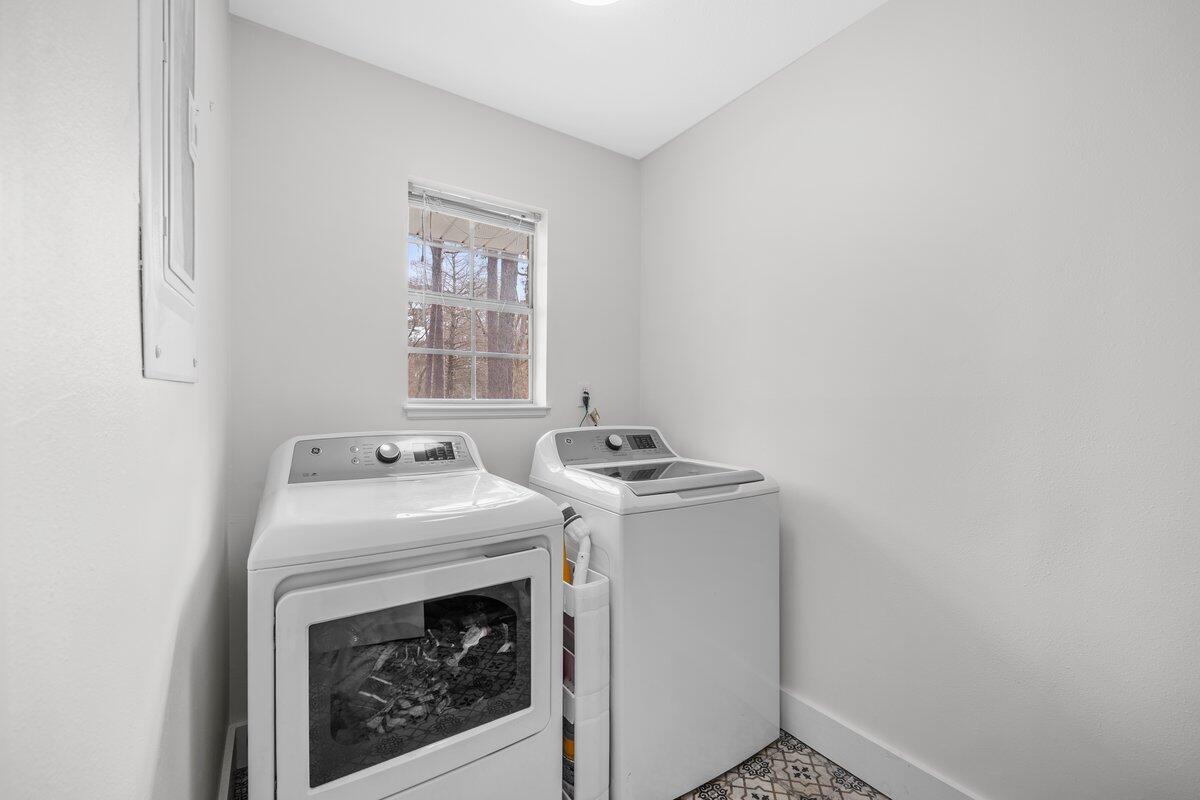CLOVERDALE S/D - Residential