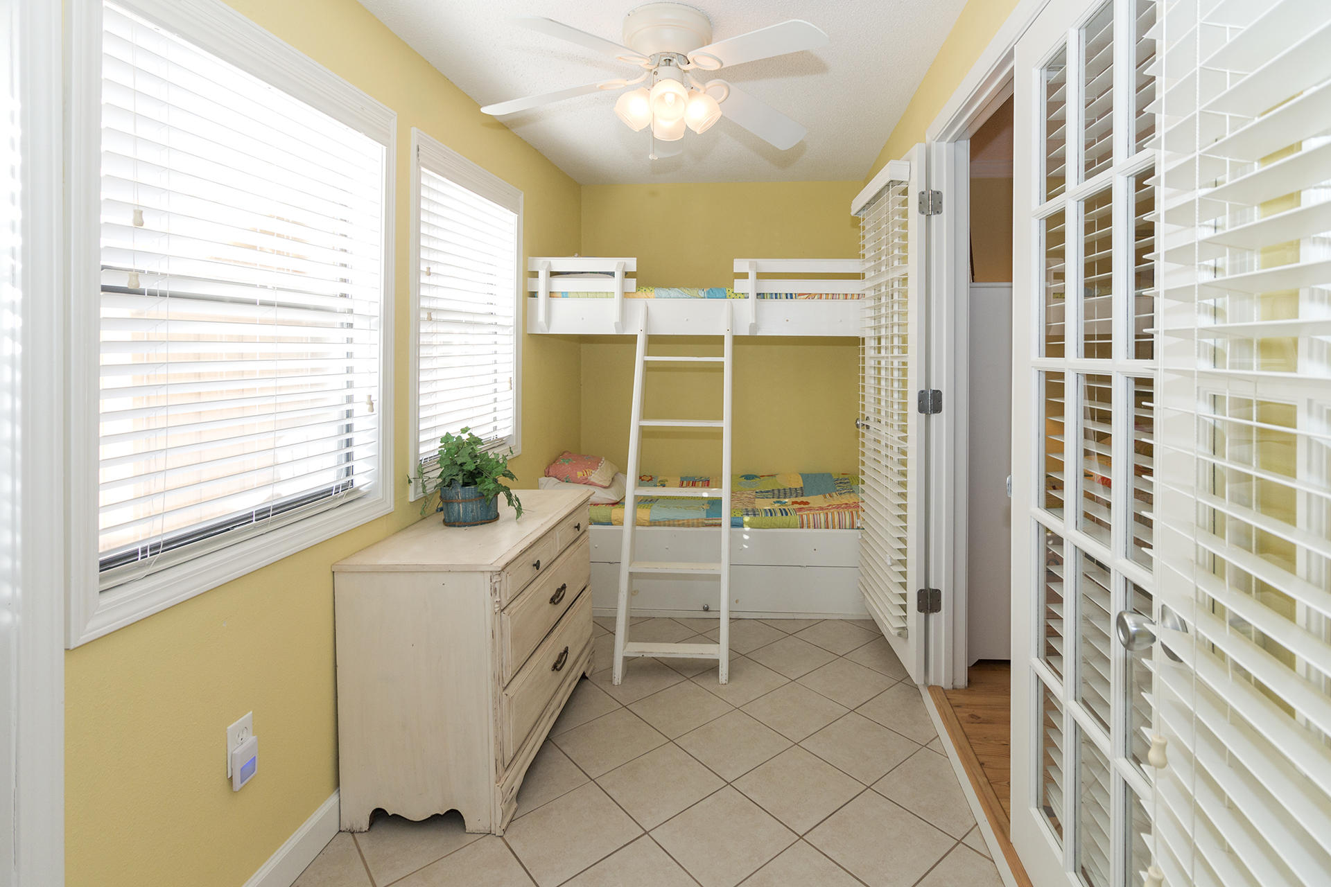 CHATEAU LA MER CONDO - Residential