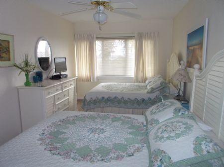 SEASPRAY CONDO - Residential