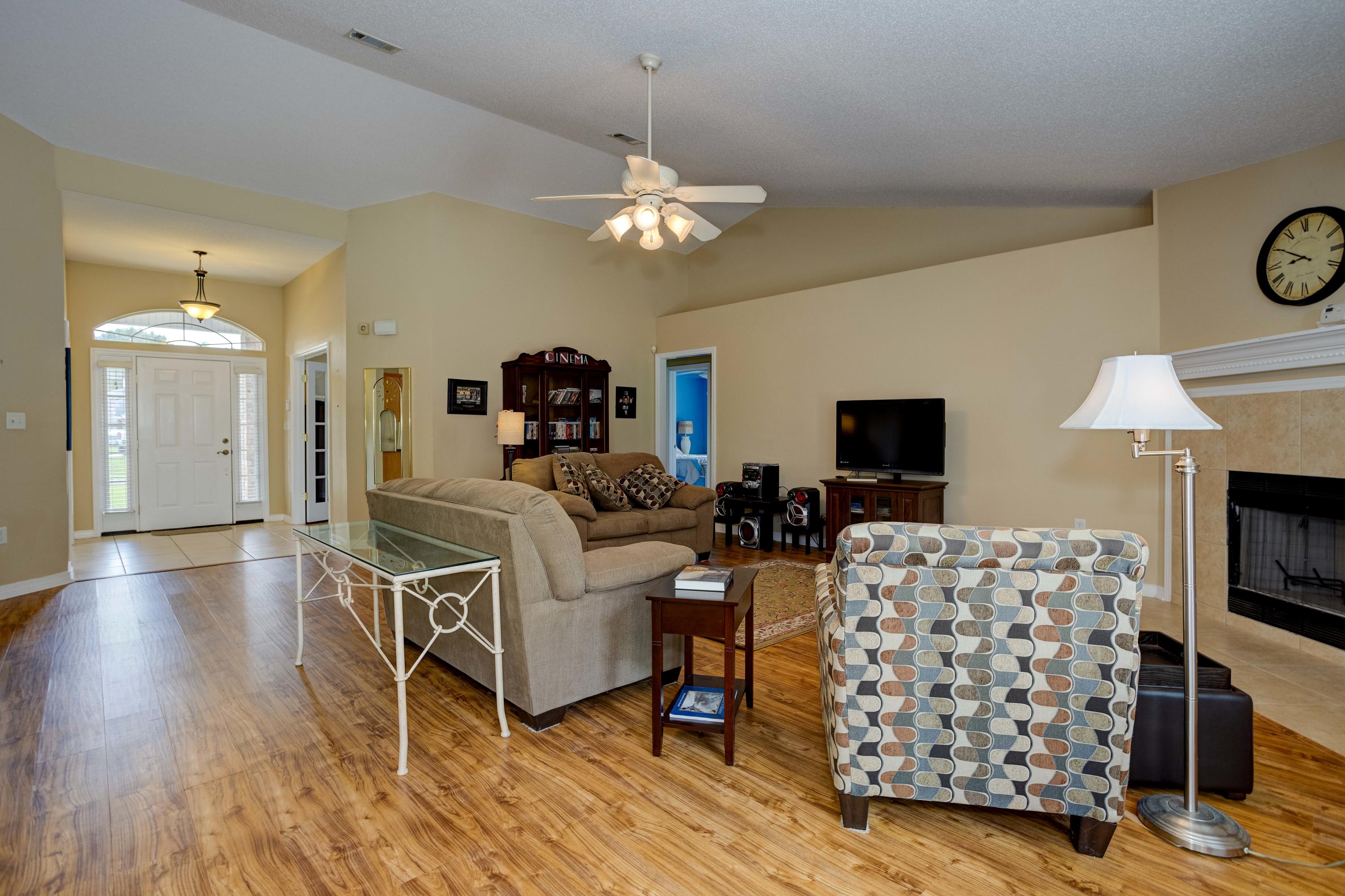 SILVER OAKS PH 2 - Residential