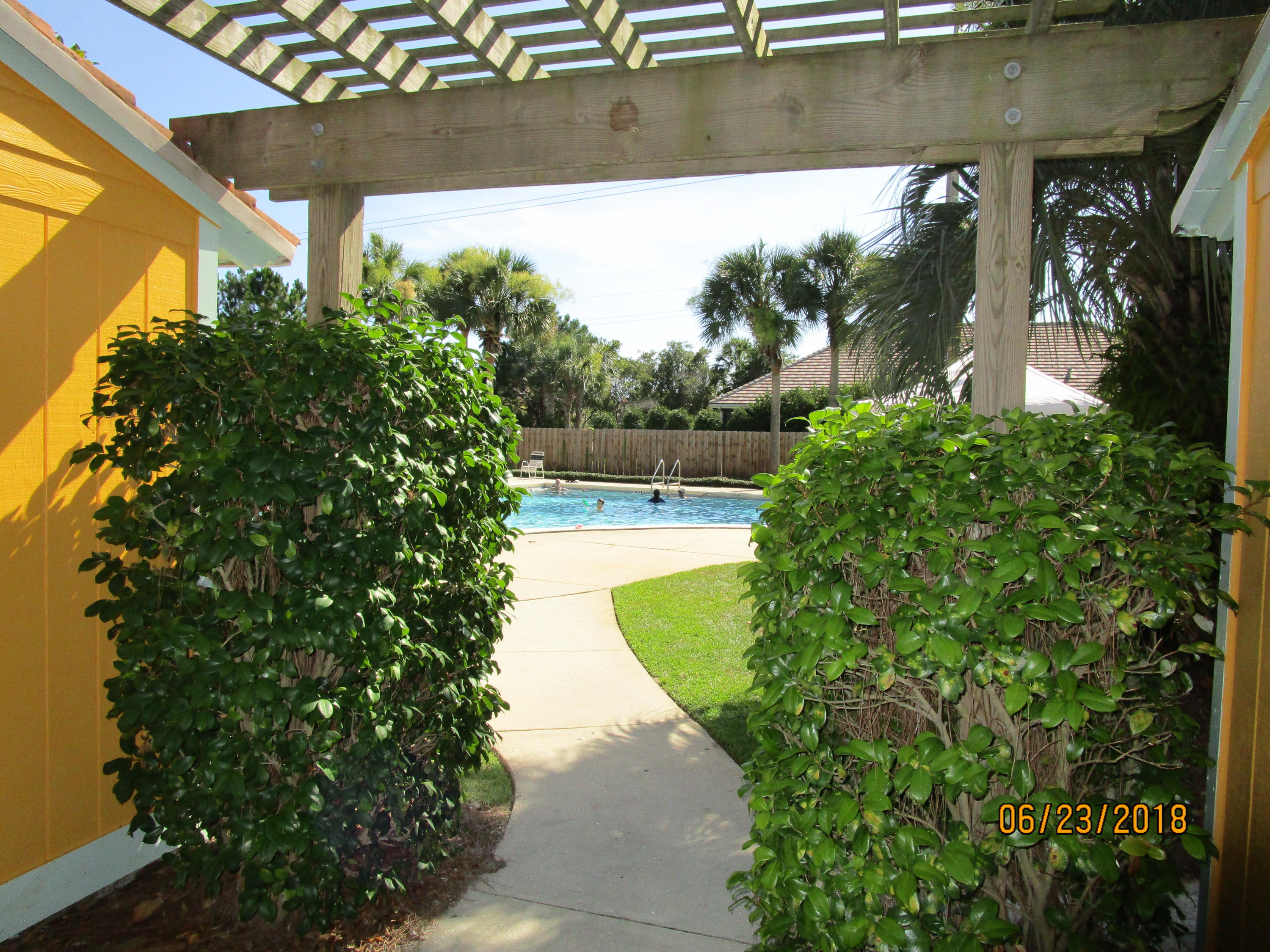 EMERALD LAKES PH 2 - Residential