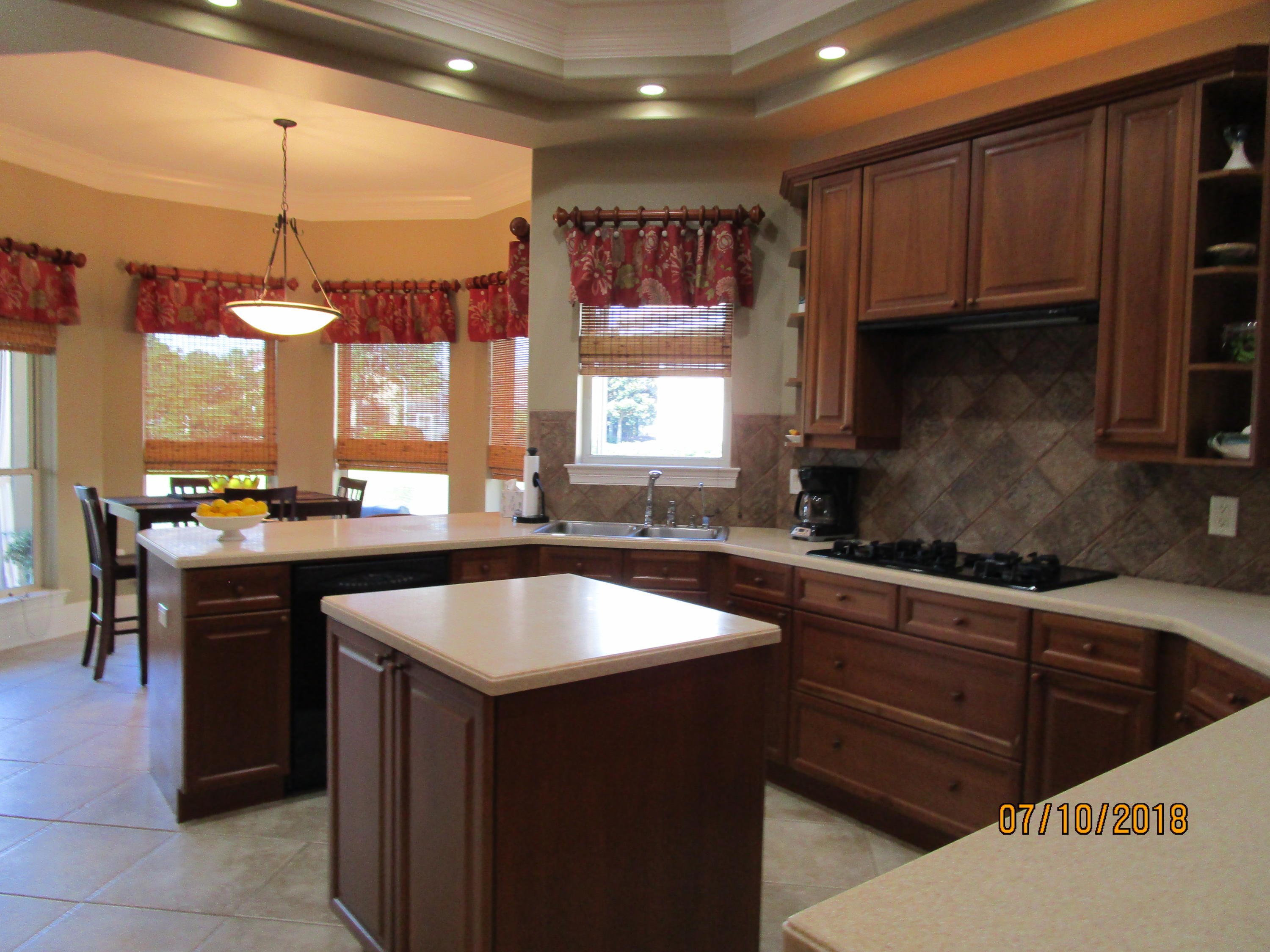 EMERALD LAKES PH 2 - Residential