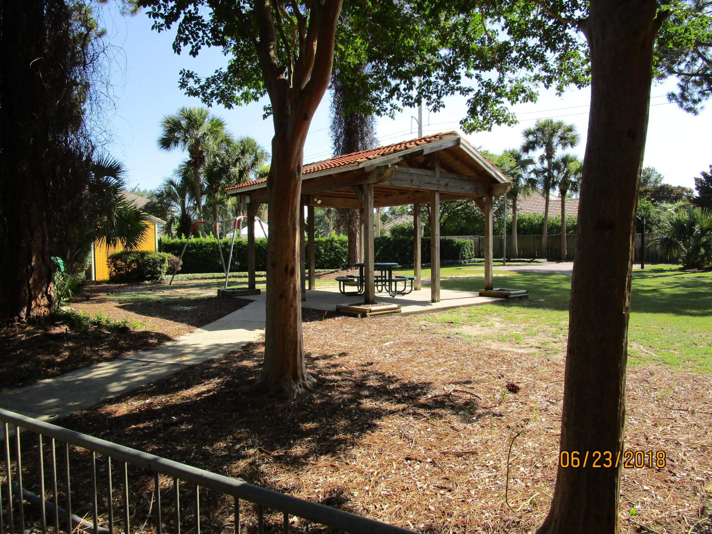 EMERALD LAKES PH 2 - Residential