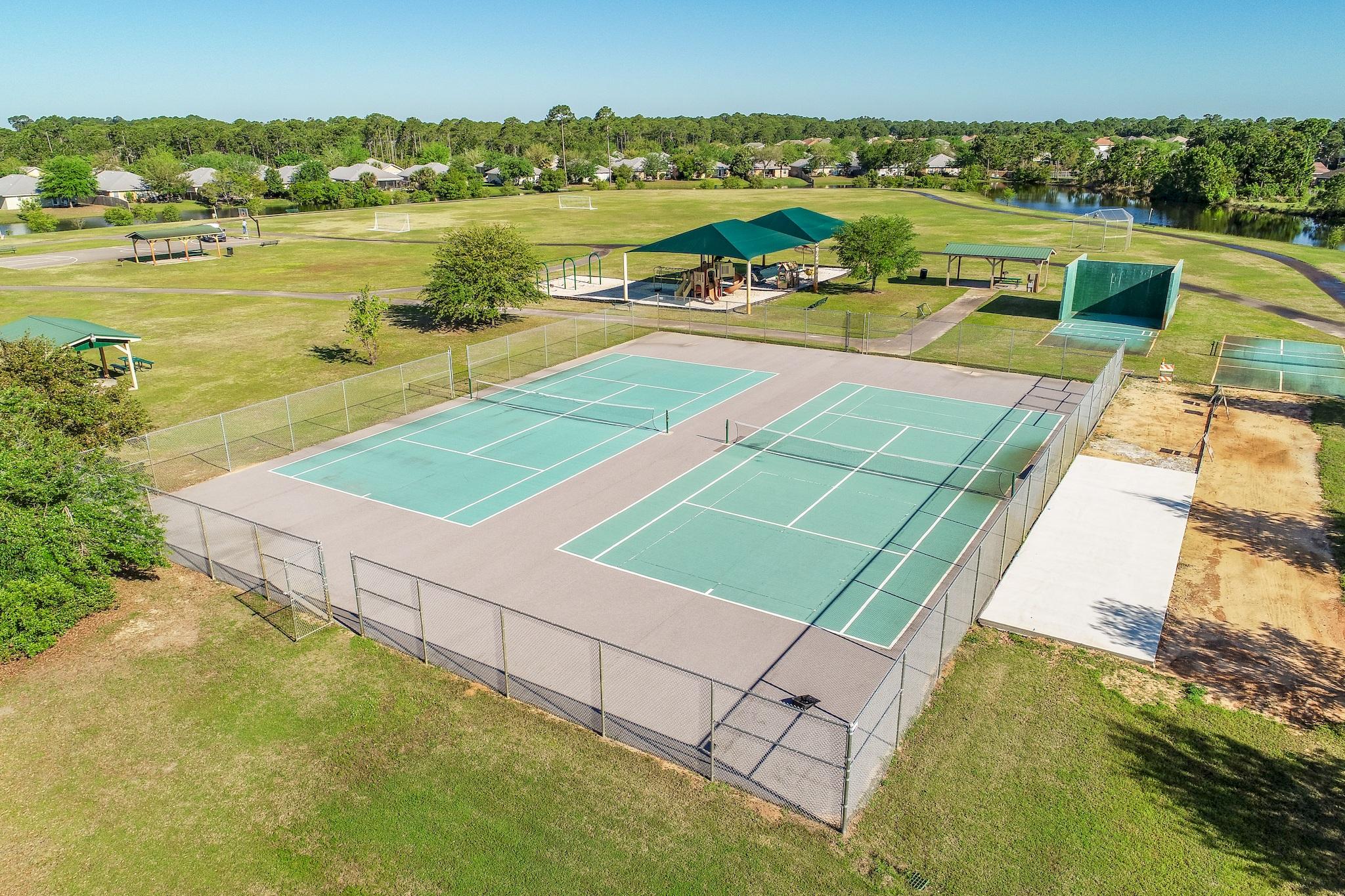 DRIFTWOOD ESTATES - Residential