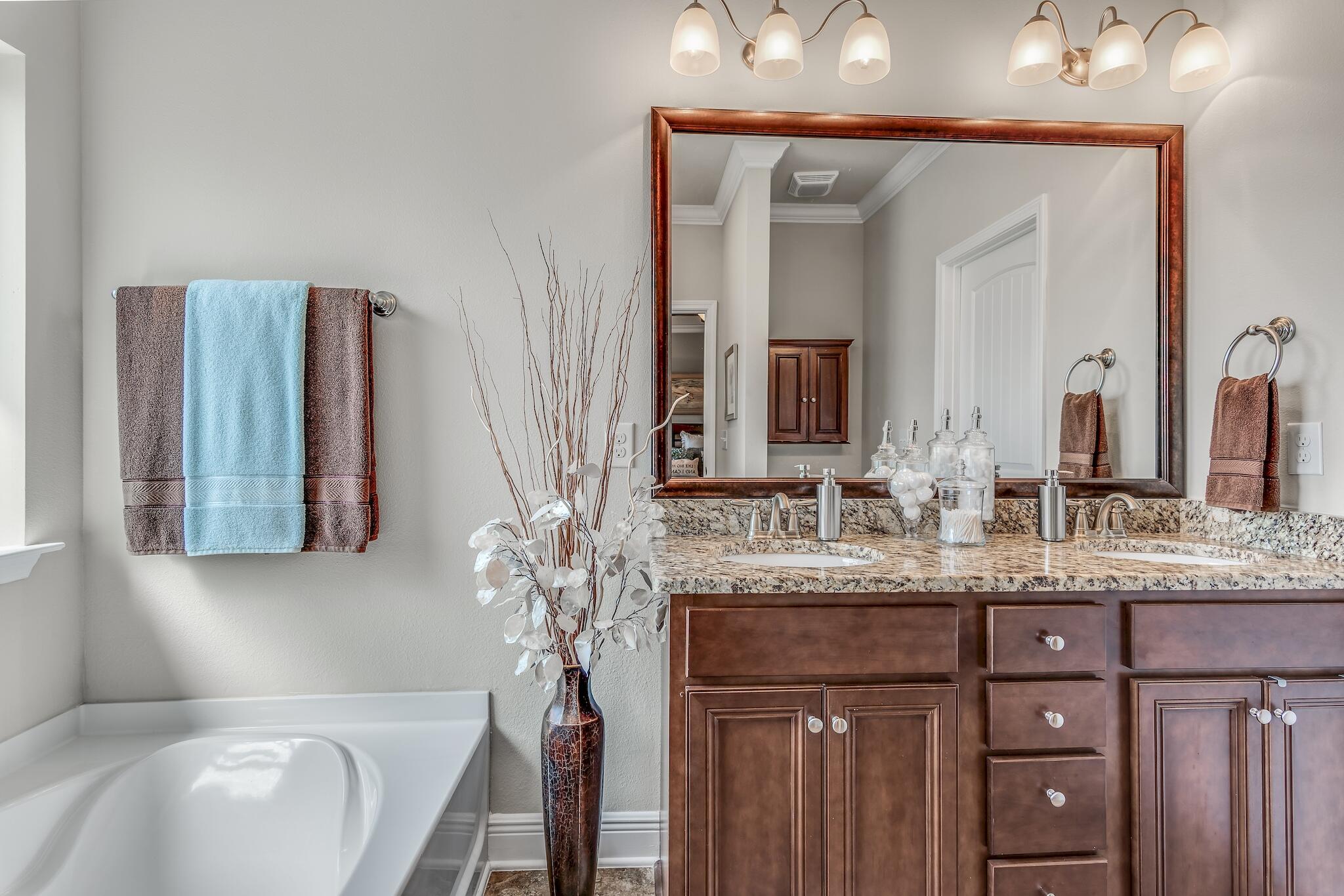 DRIFTWOOD ESTATES - Residential