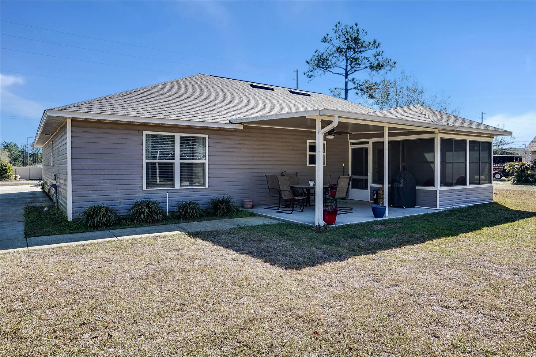 NAVARRE S/D 2ND ADDN - Residential