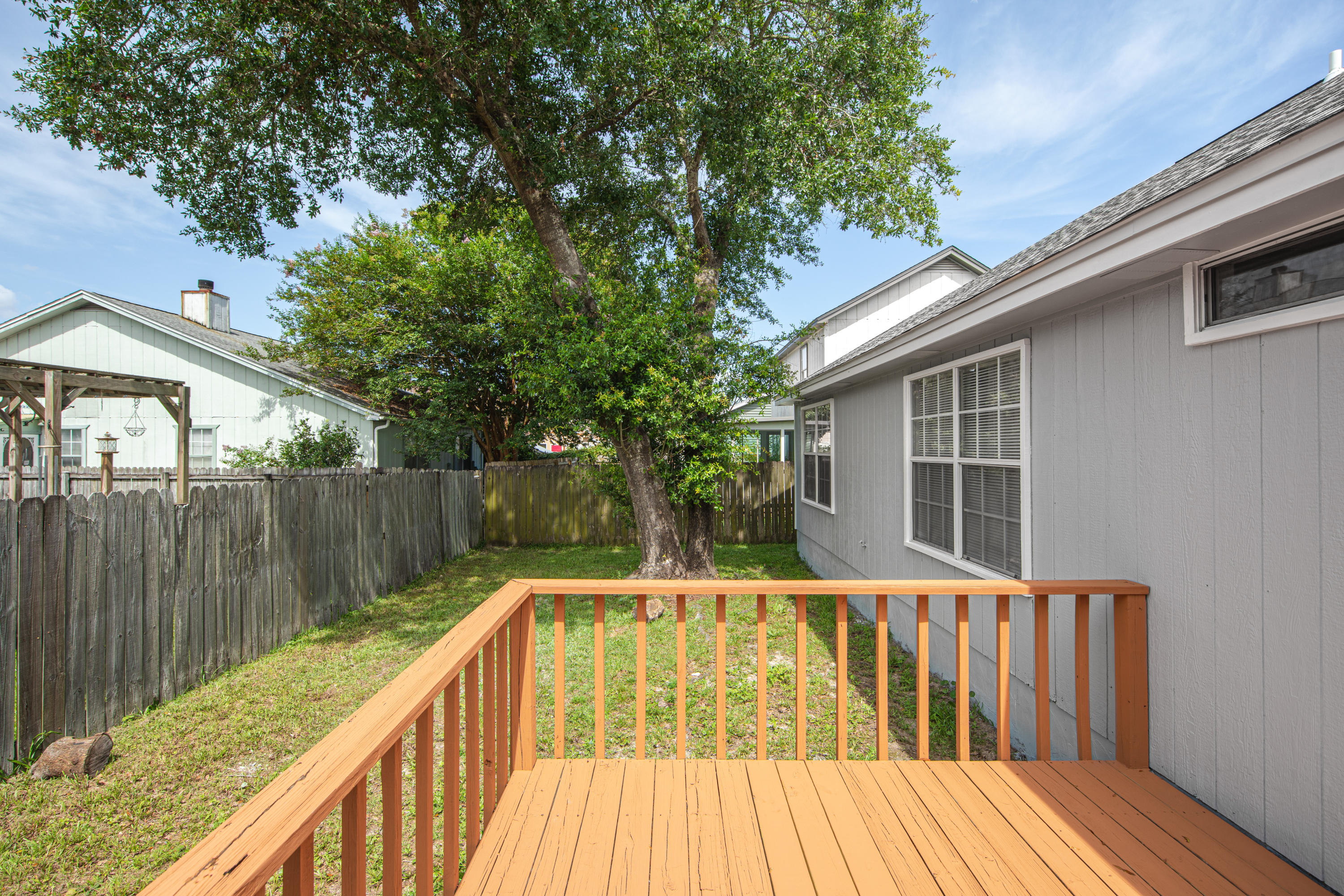 WOODLAND PARK ESTATES - Residential