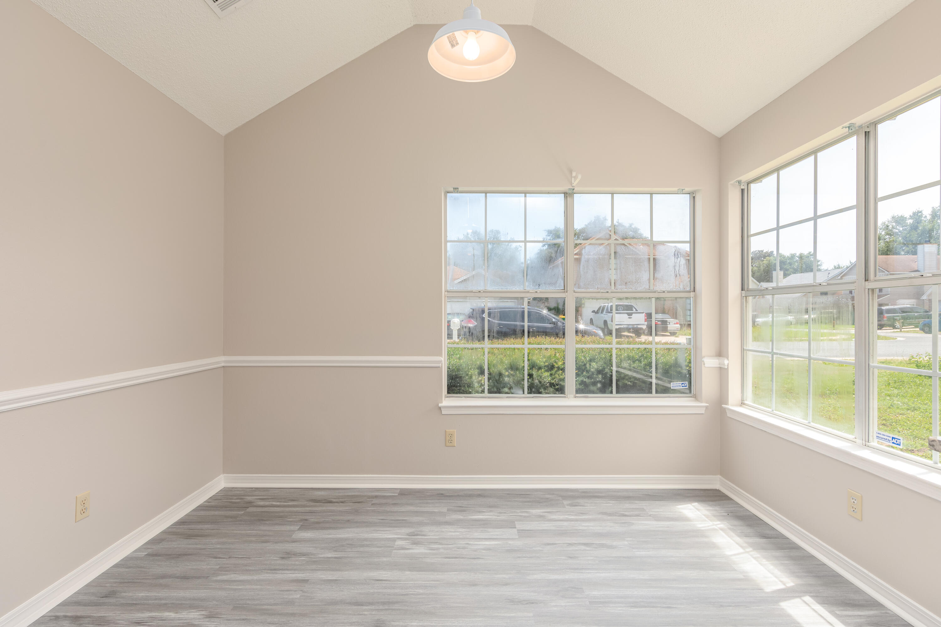 WOODLAND PARK ESTATES - Residential