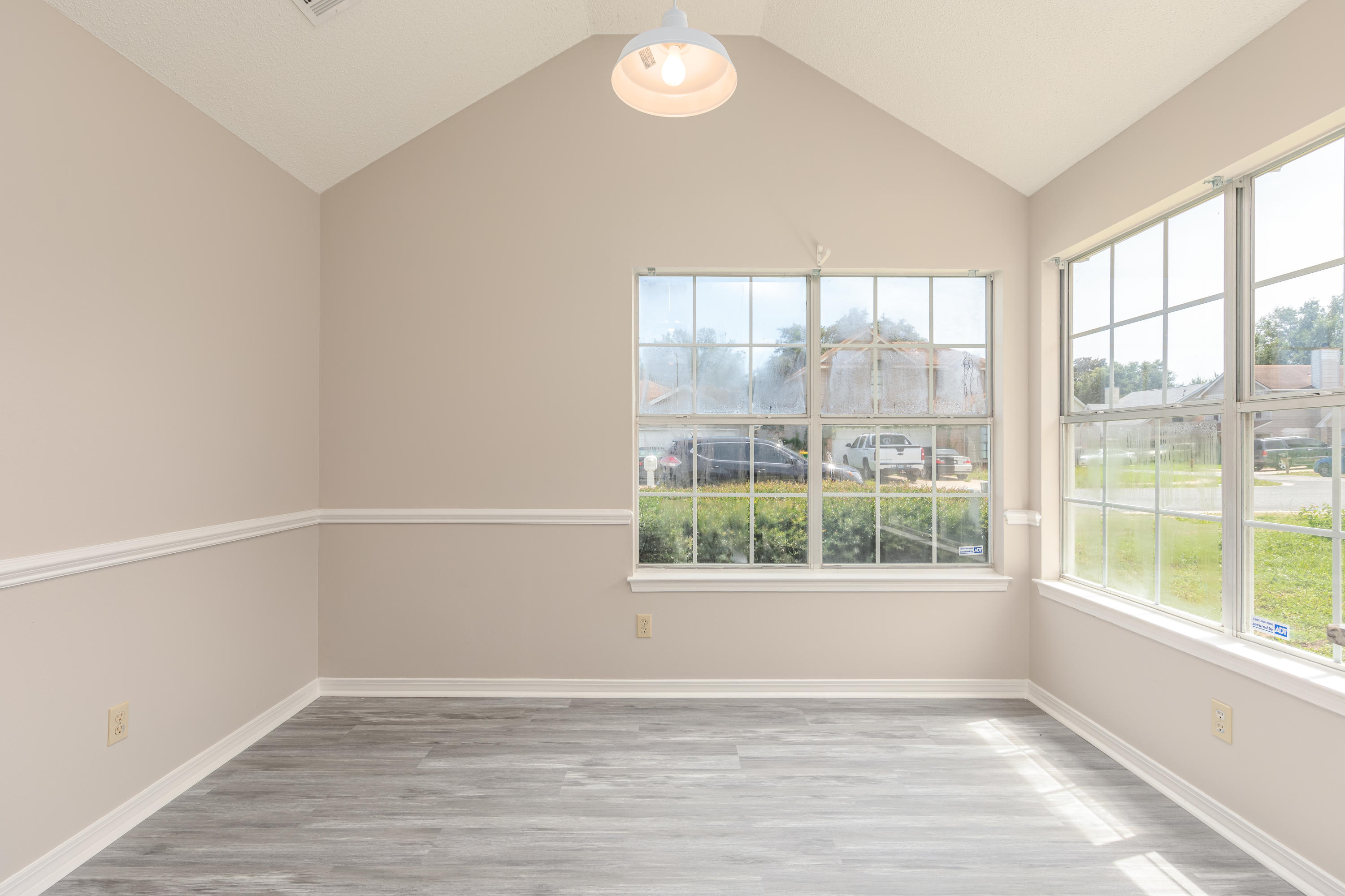 WOODLAND PARK ESTATES - Residential