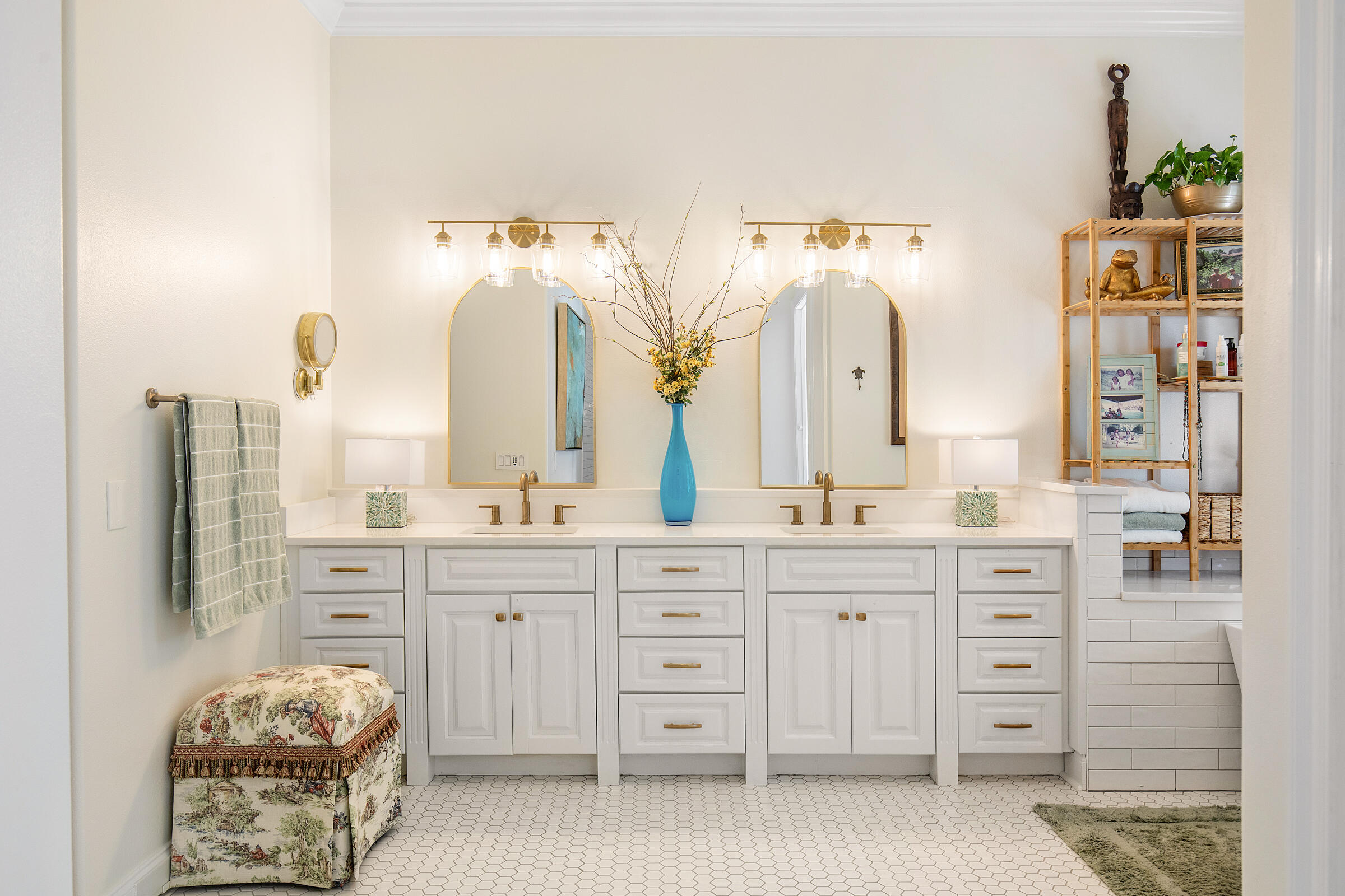 CYPRESS BREEZE PLANTATION - Residential