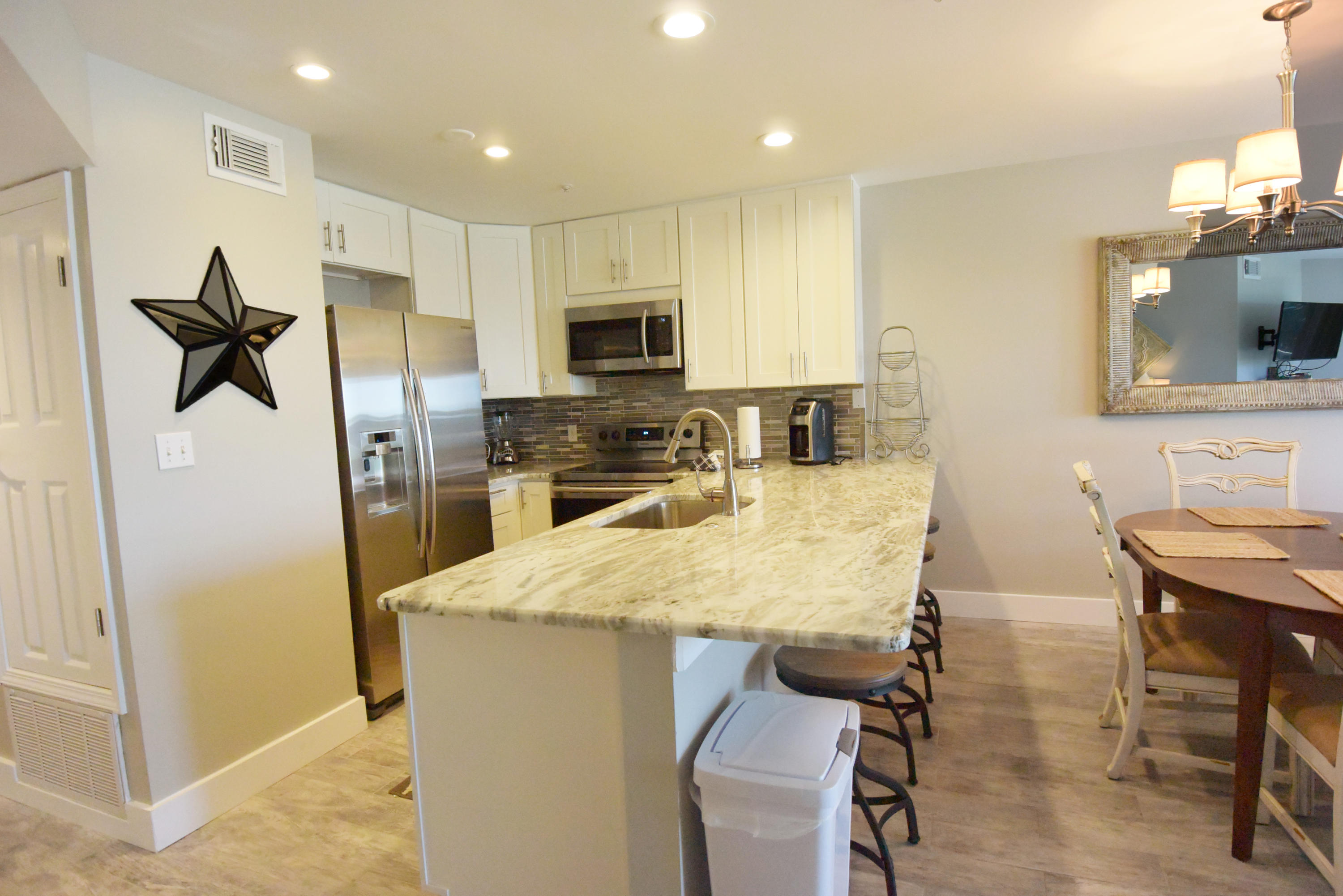 MARAVILLA CONDO 1 - Residential