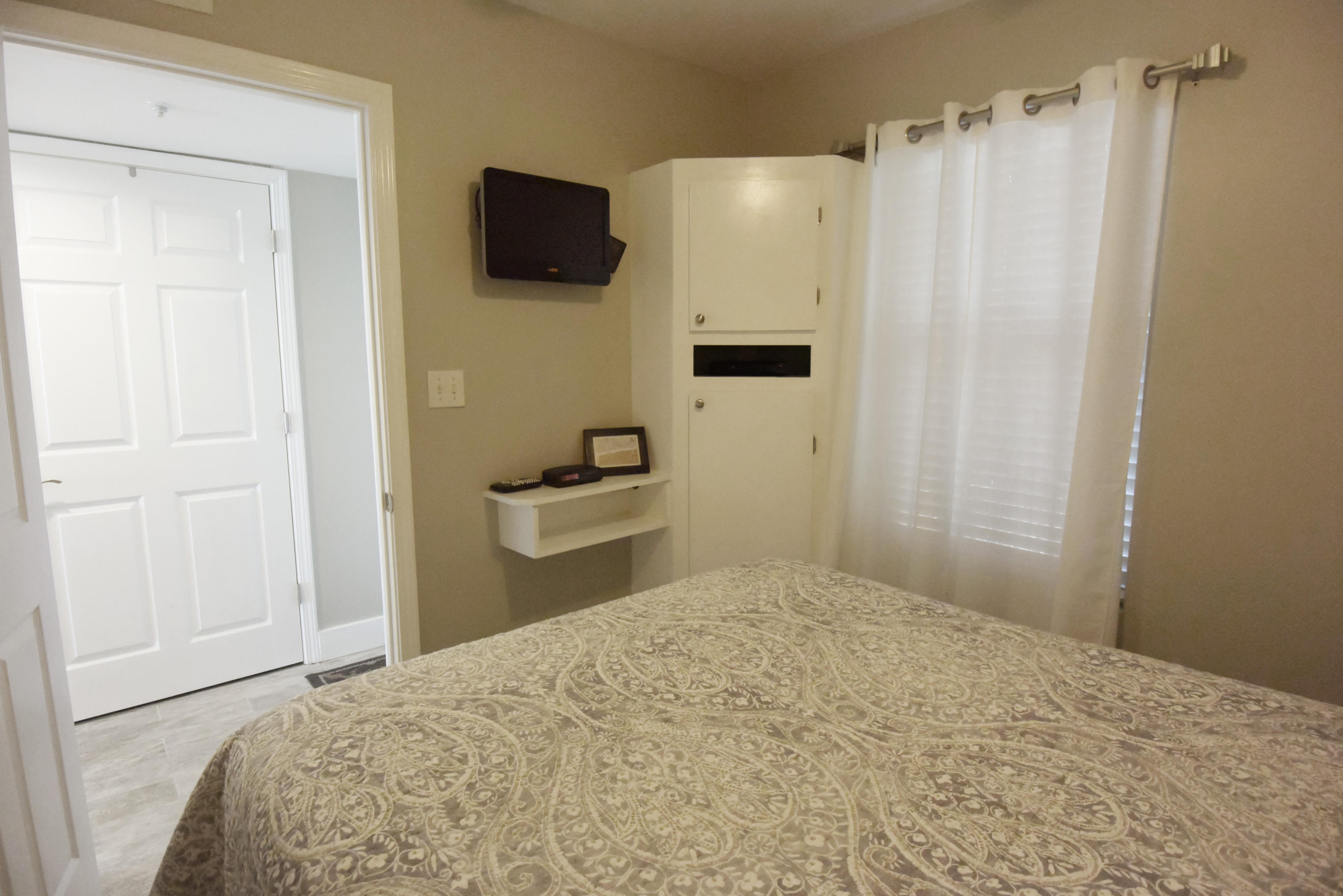 MARAVILLA CONDO 1 - Residential