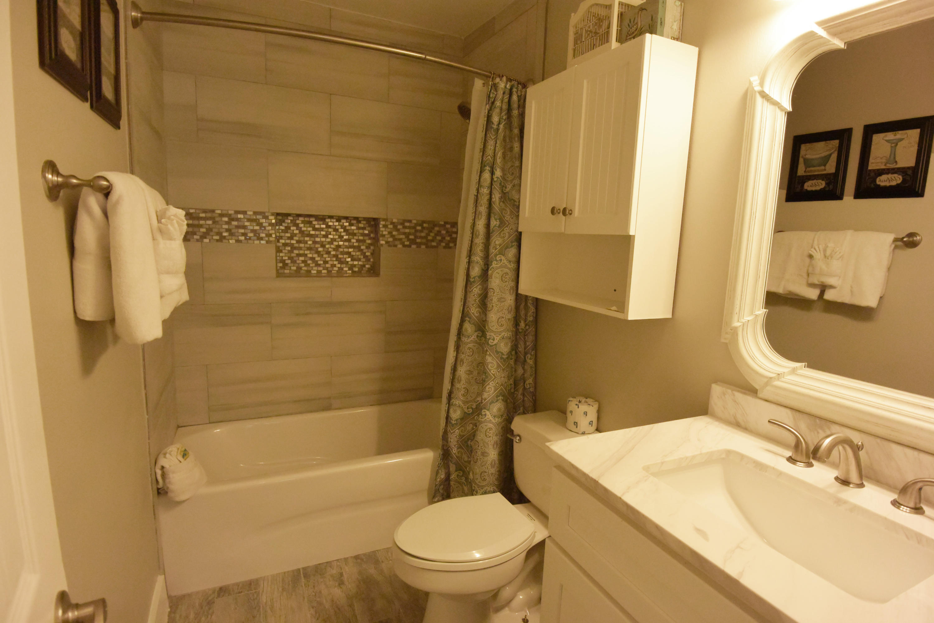 MARAVILLA CONDO 1 - Residential