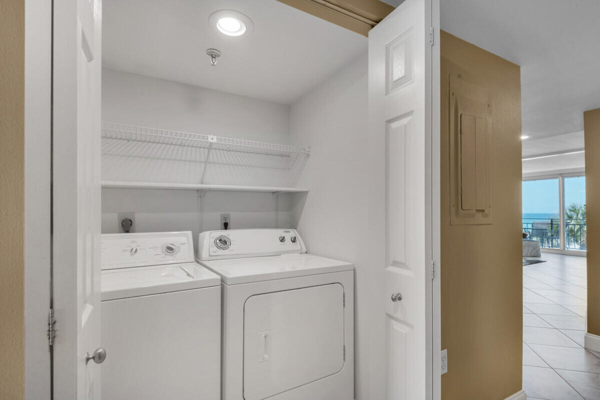 BREAKERS OF FWB PH 1 - Residential