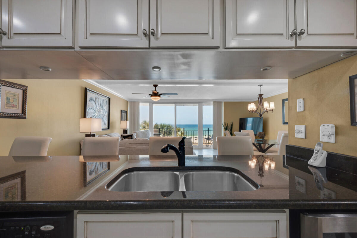 BREAKERS OF FWB PH 1 - Residential