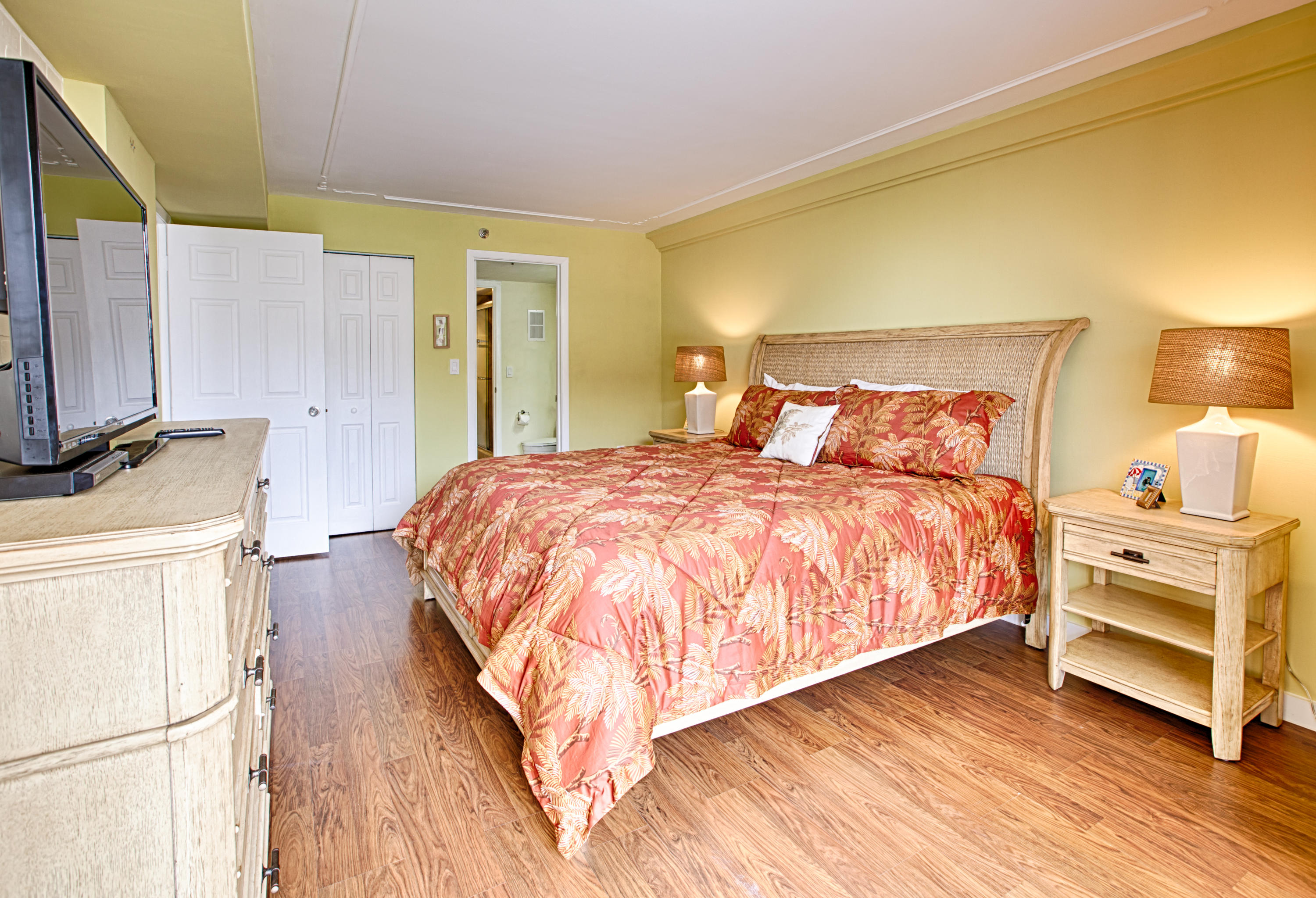 SUNDESTIN INTERNATIONAL CONDO - Residential