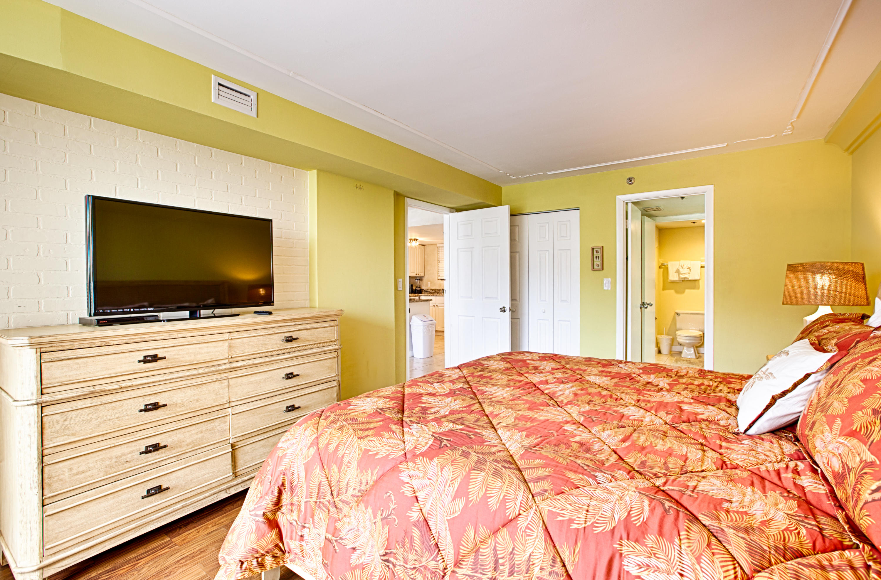 SUNDESTIN INTERNATIONAL CONDO - Residential