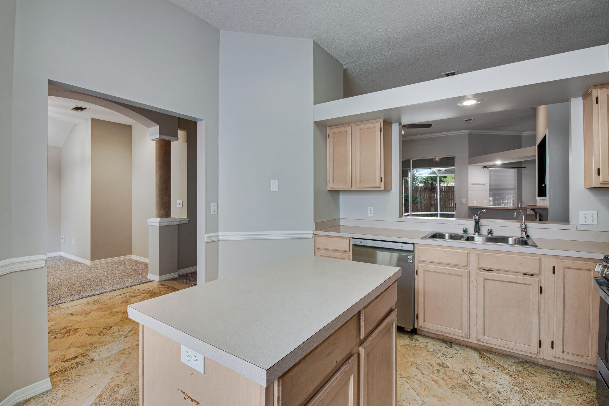 RIDGE WOOD MANOR - Residential Lease