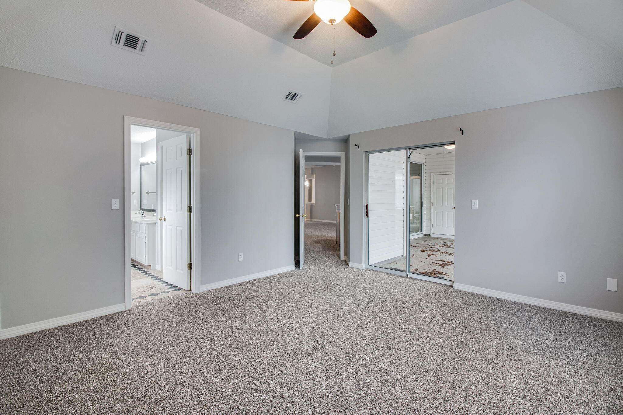 RIDGE WOOD MANOR - Residential Lease