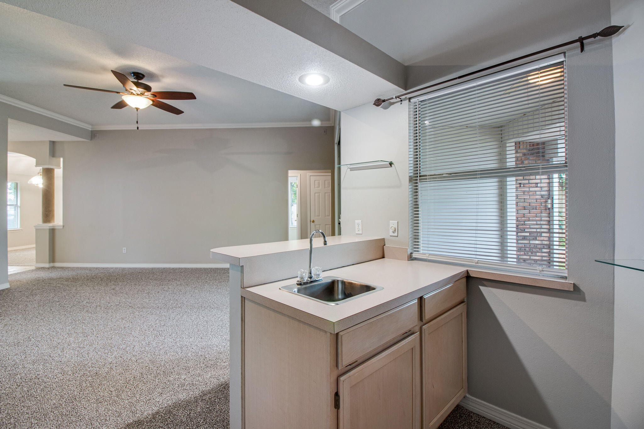 RIDGE WOOD MANOR - Residential Lease