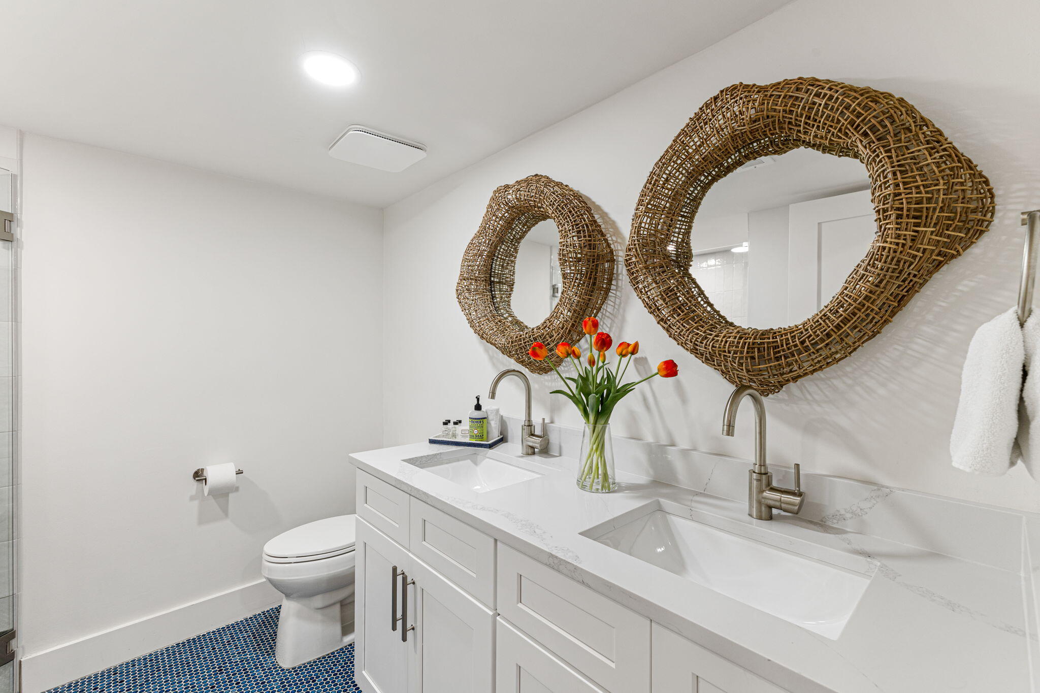 COMMODORE'S RETREAT LIMITED CONDO - Residential