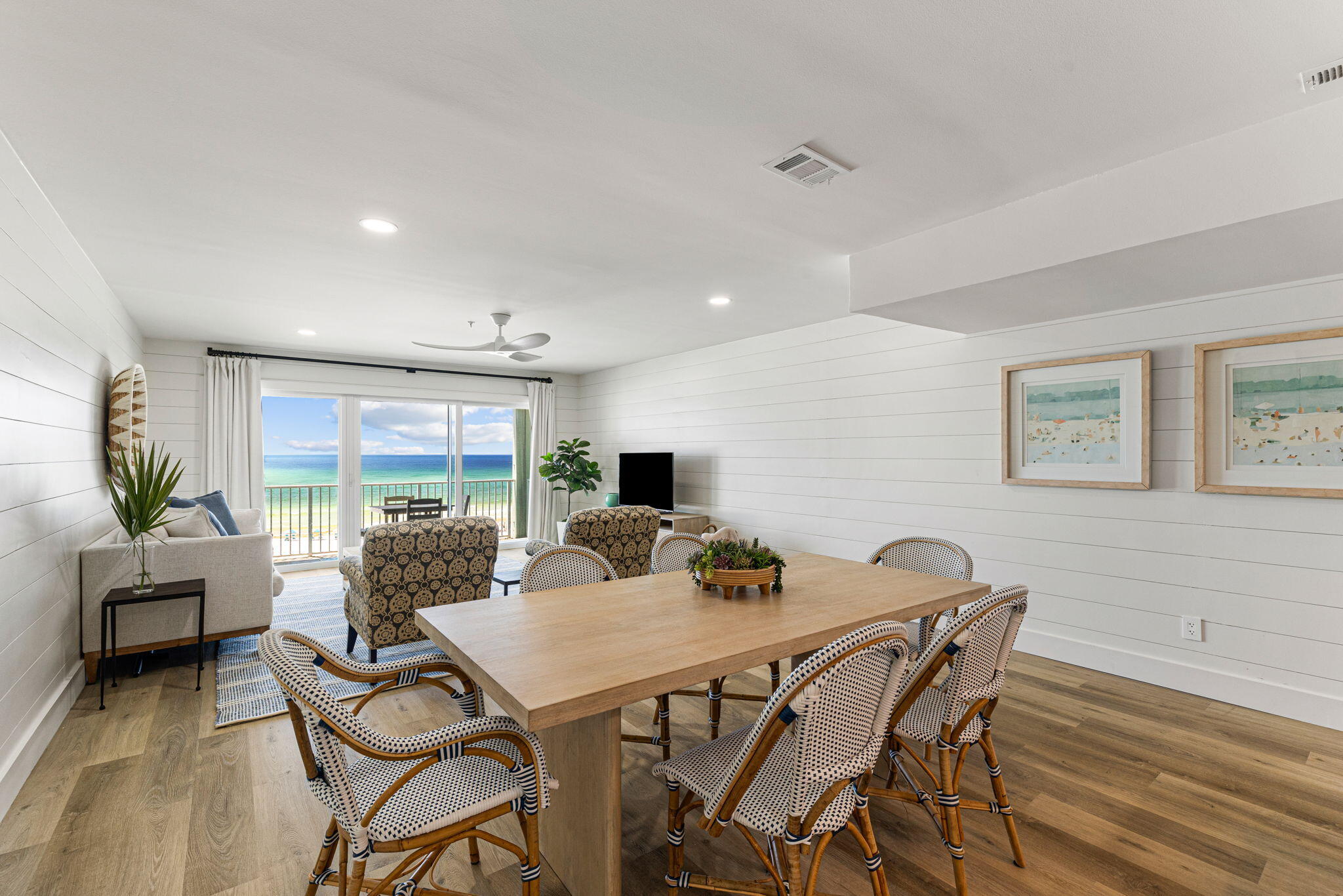 COMMODORE'S RETREAT LIMITED CONDO - Residential