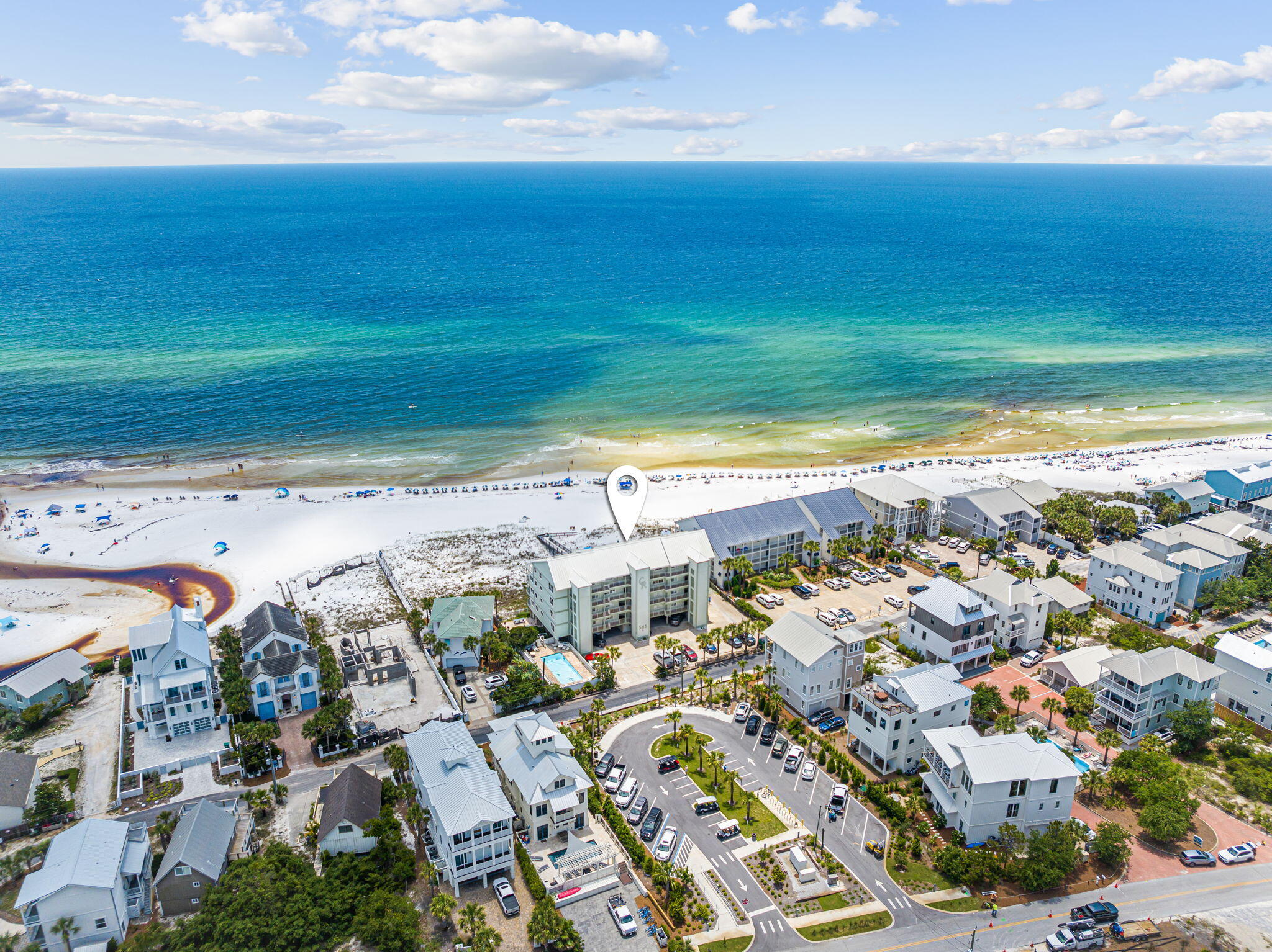 COMMODORE'S RETREAT LIMITED CONDO - Residential