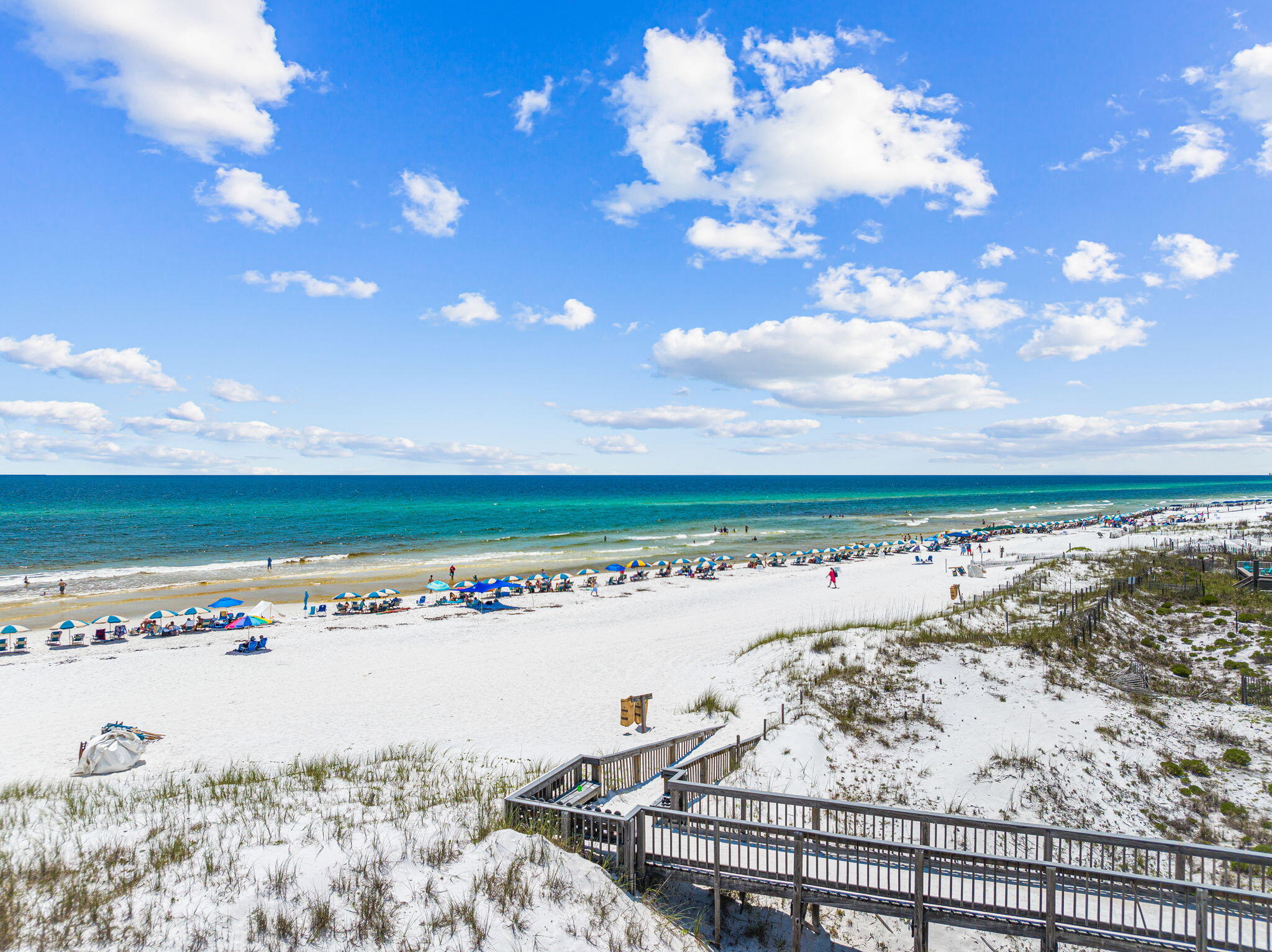 COMMODORE'S RETREAT LIMITED CONDO - Residential