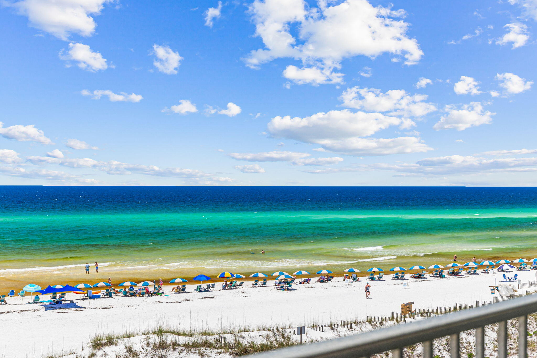 COMMODORE'S RETREAT LIMITED CONDO - Residential