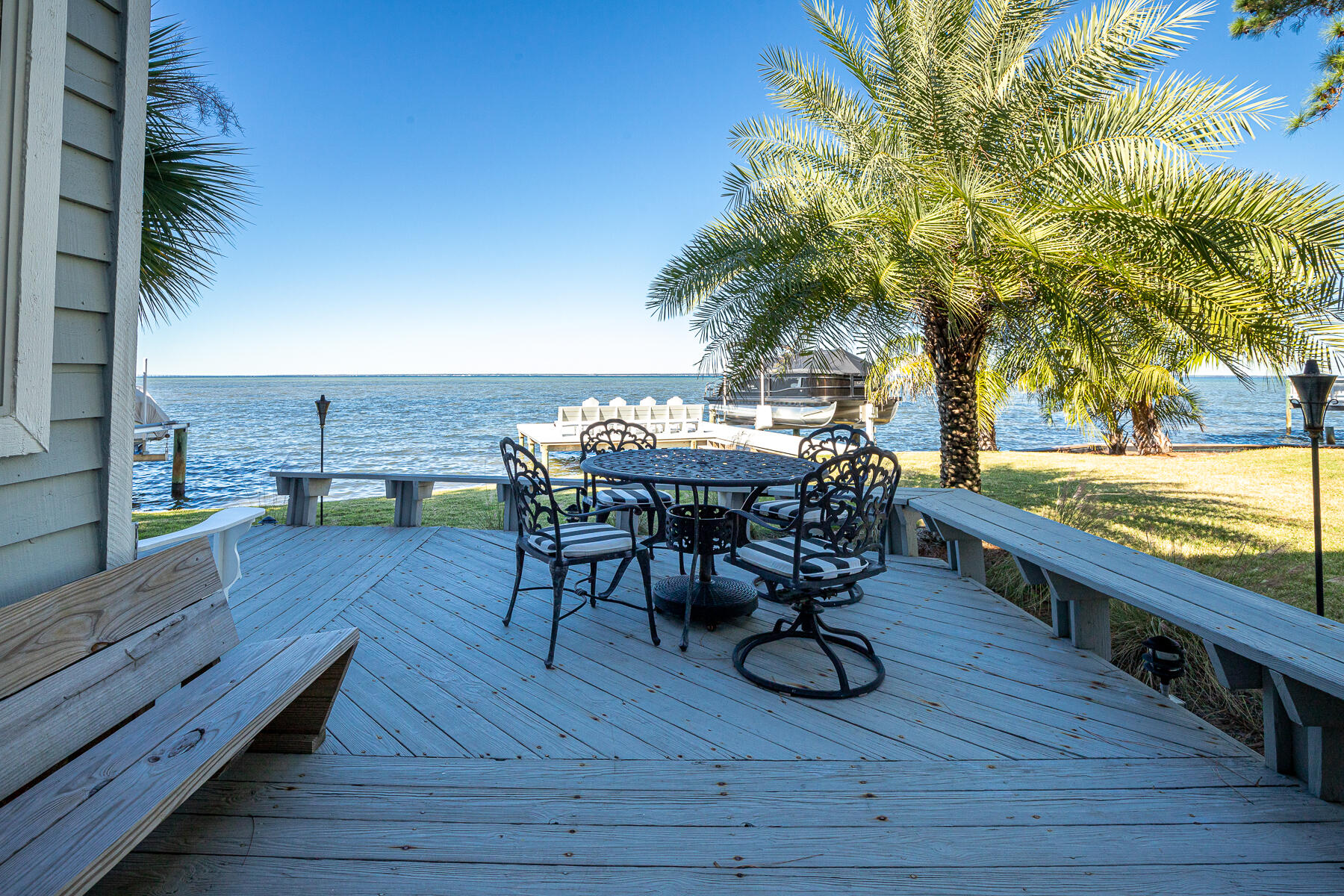 COVE ON THE BAY - Residential
