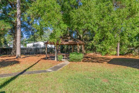 A home in Fort Walton Beach