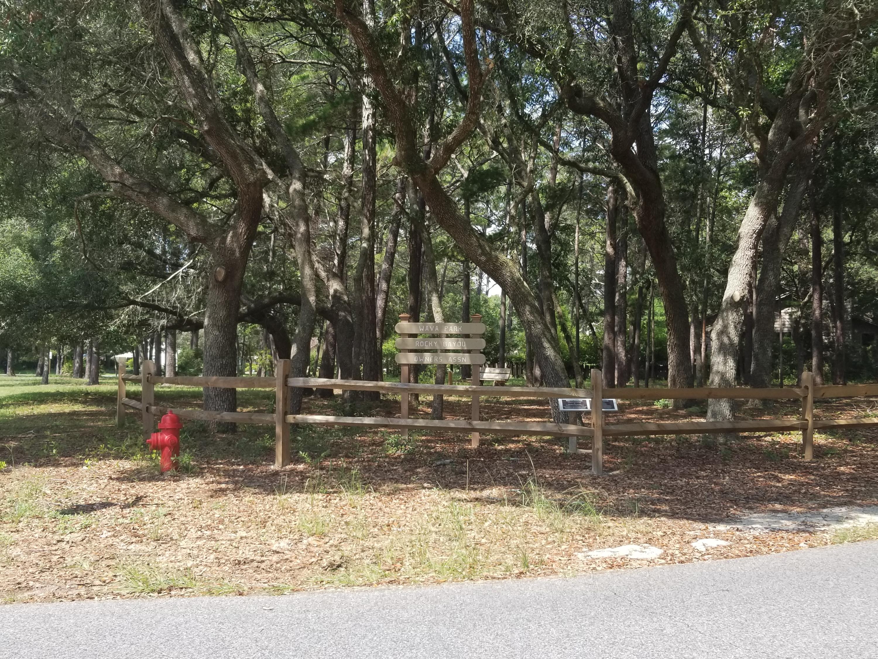 ROCKY BAYOU COUNTRY CLUB ESTATES 3 - Residential