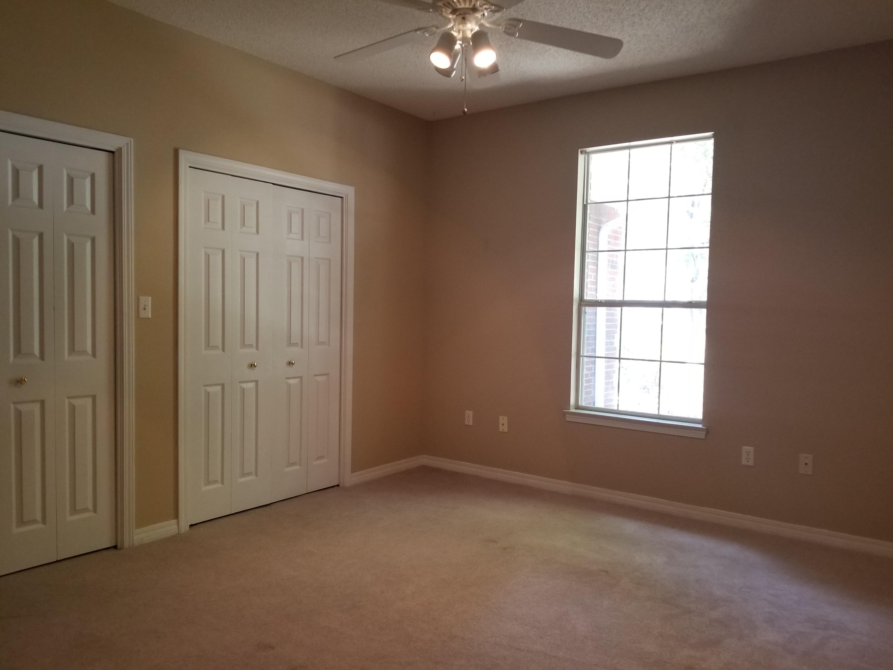 ROCKY BAYOU COUNTRY CLUB ESTATES 3 - Residential