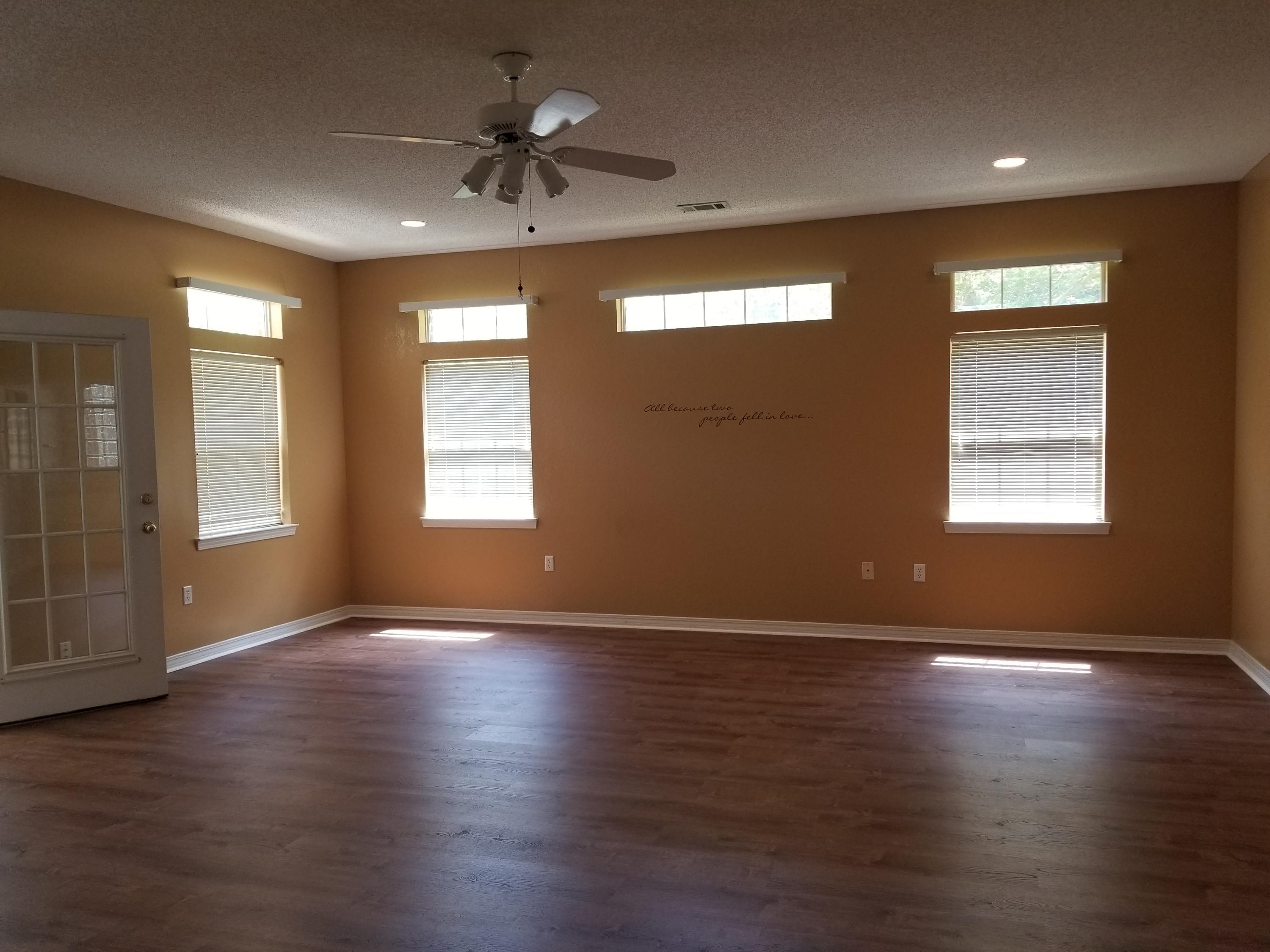 ROCKY BAYOU COUNTRY CLUB ESTATES 3 - Residential