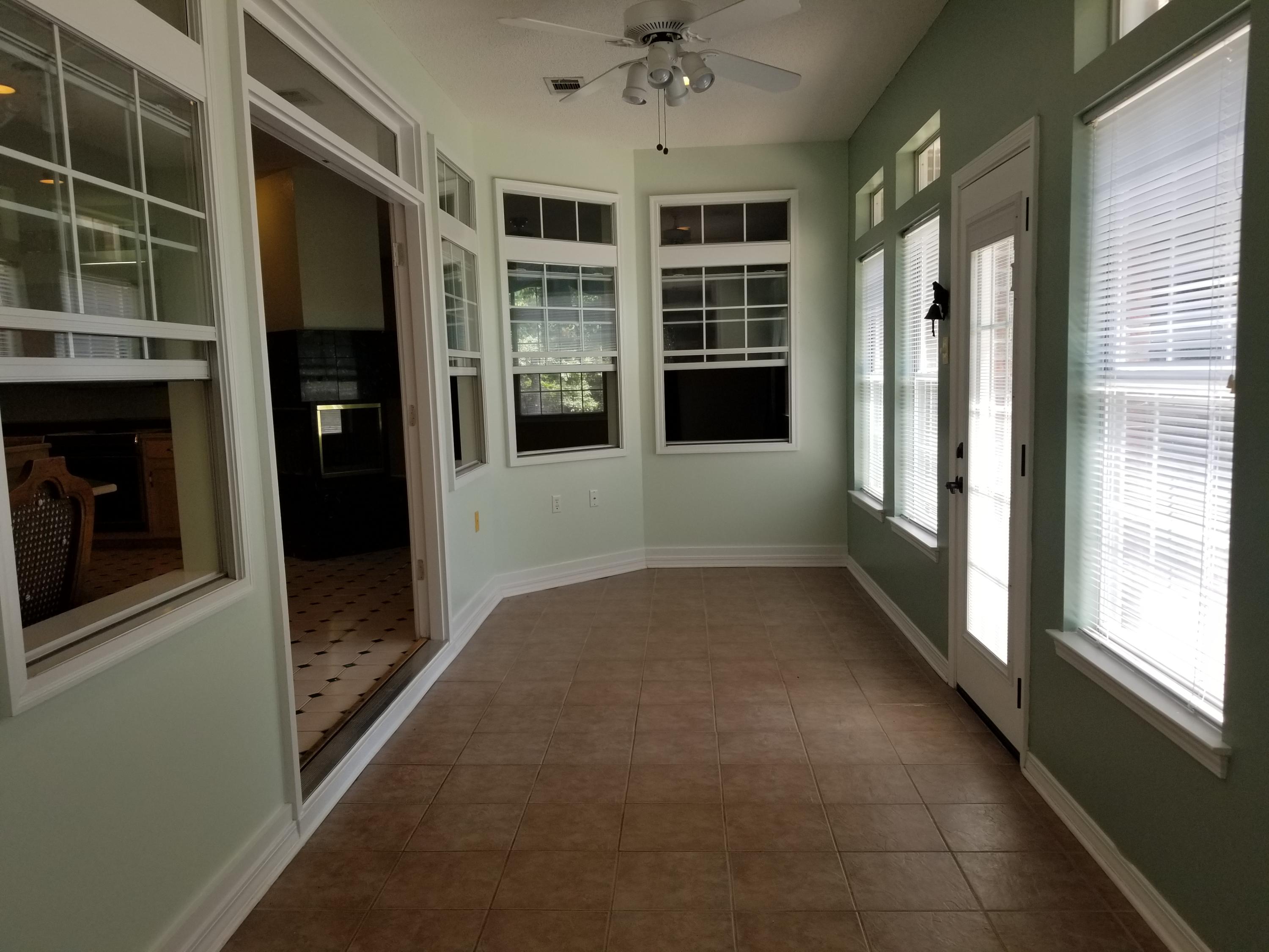 ROCKY BAYOU COUNTRY CLUB ESTATES 3 - Residential