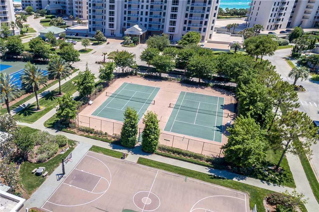 ST. BARTH AT SILVER SHELLS - Residential