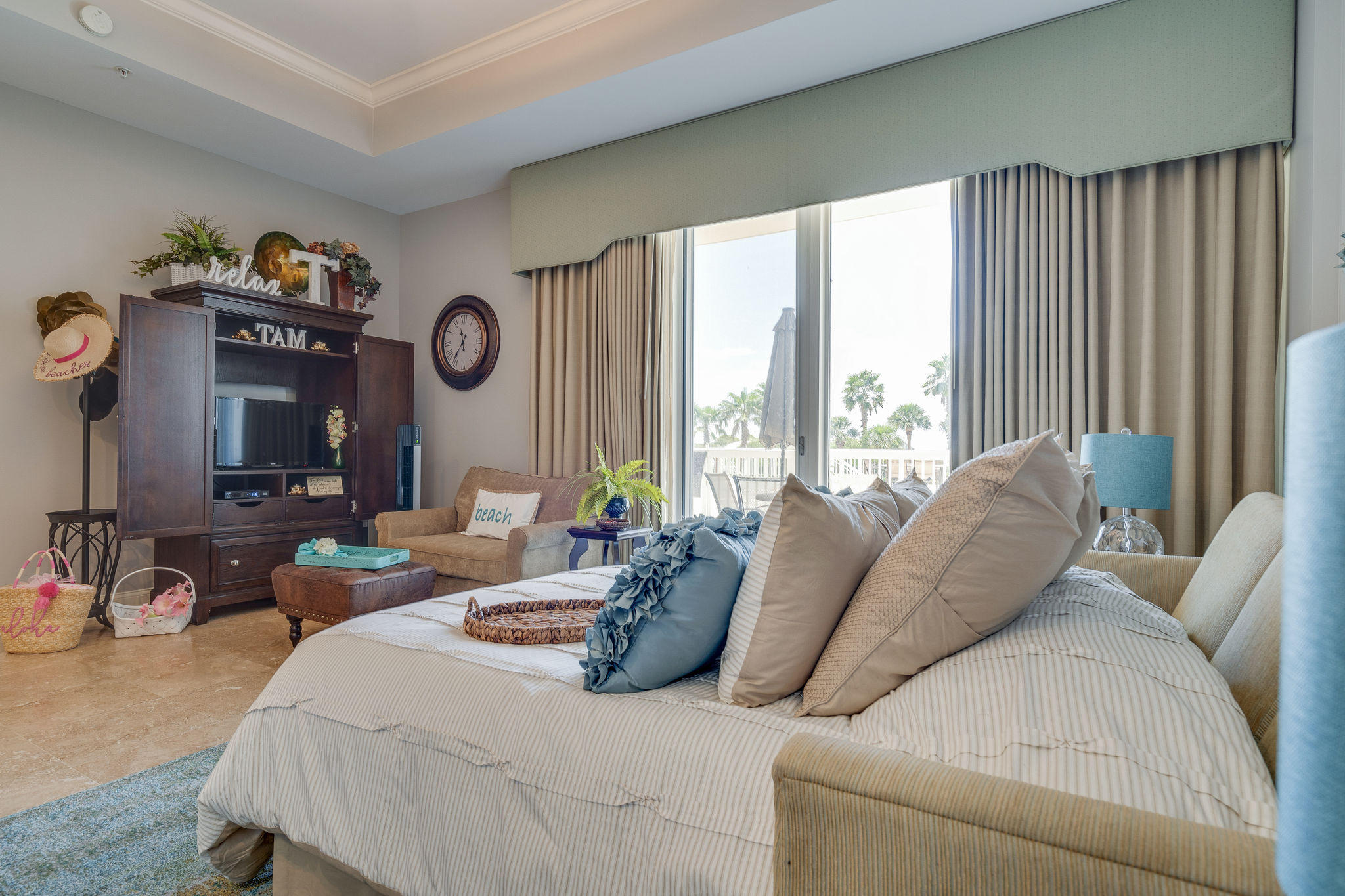 ST. BARTH AT SILVER SHELLS - Residential