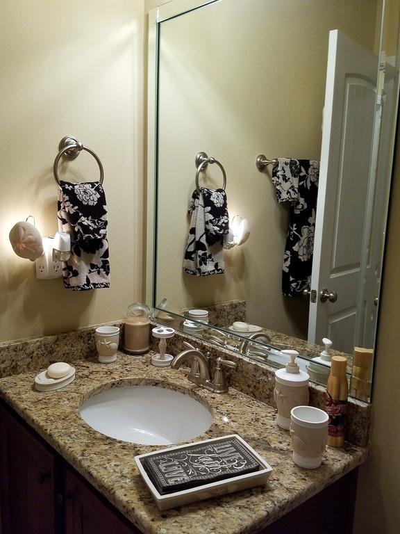 WATER OAKS T/H - Residential