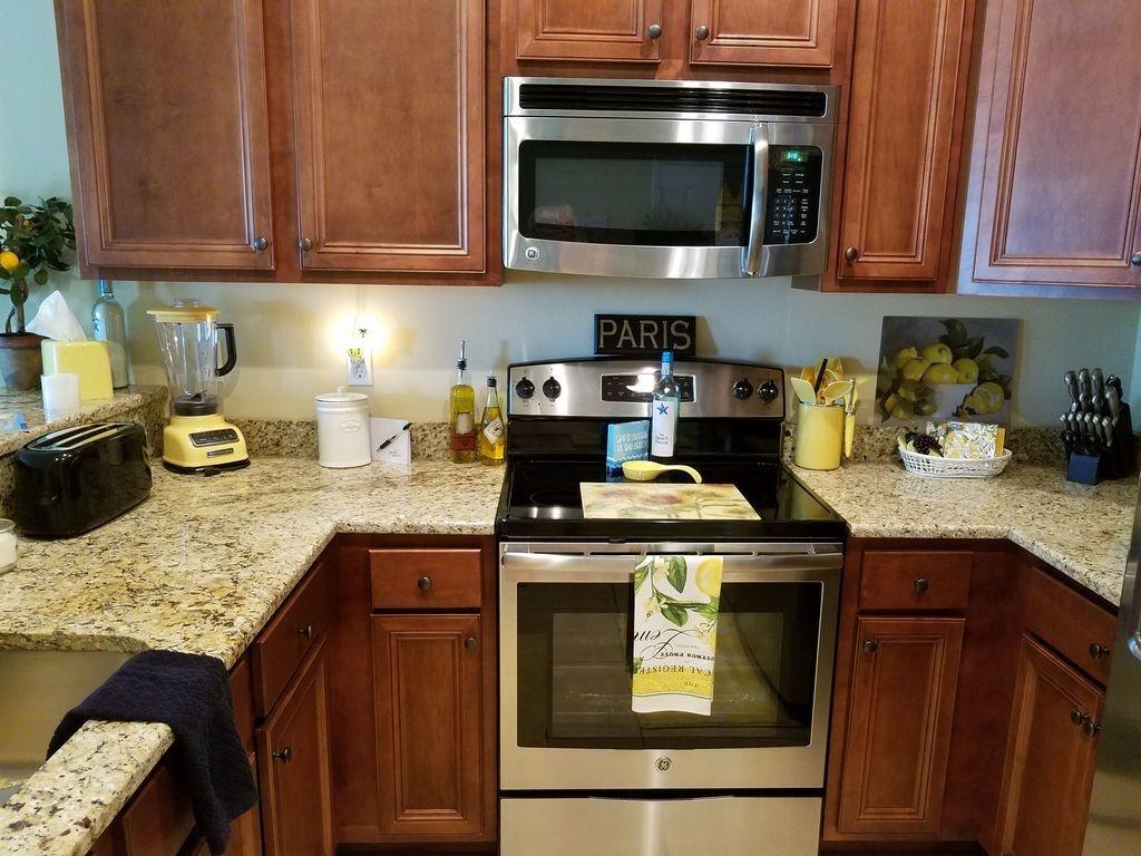 WATER OAKS T/H - Residential